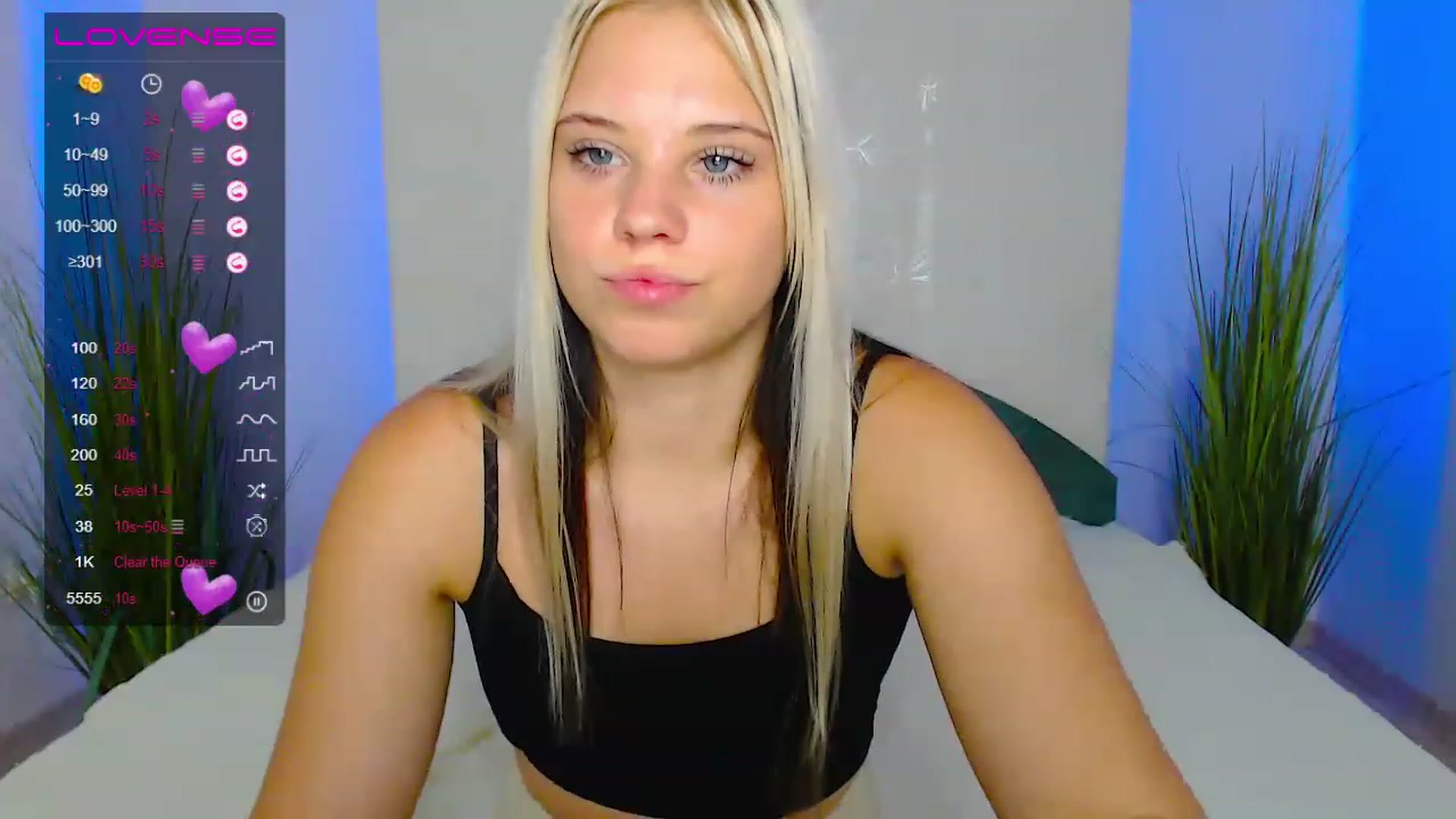 Gallery image thumbnail from Little_k1ttyy's myfreecams stream on, 06/26/2023, 15:01 image 18 of 20