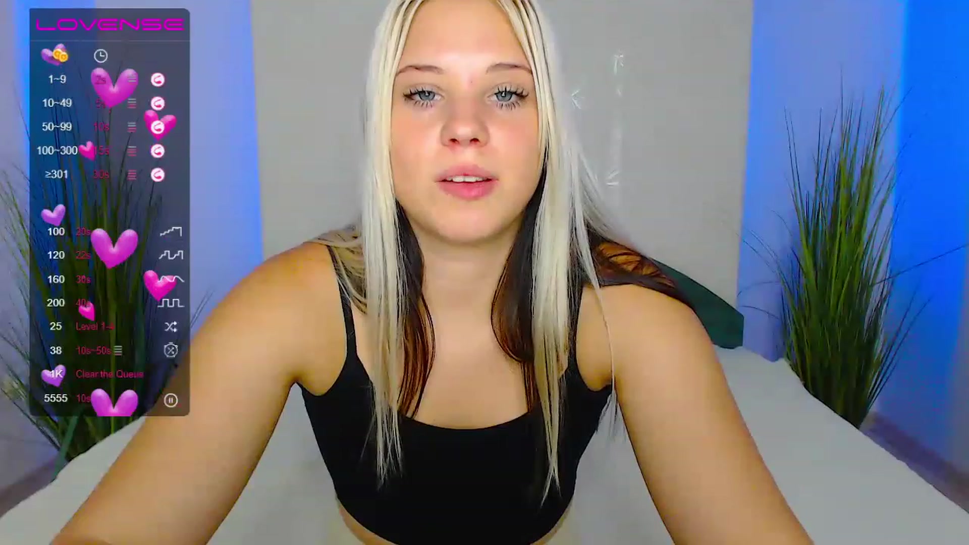 Gallery image thumbnail from Little_k1ttyy's myfreecams stream on, 06/26/2023, 15:01 image 1 of 20