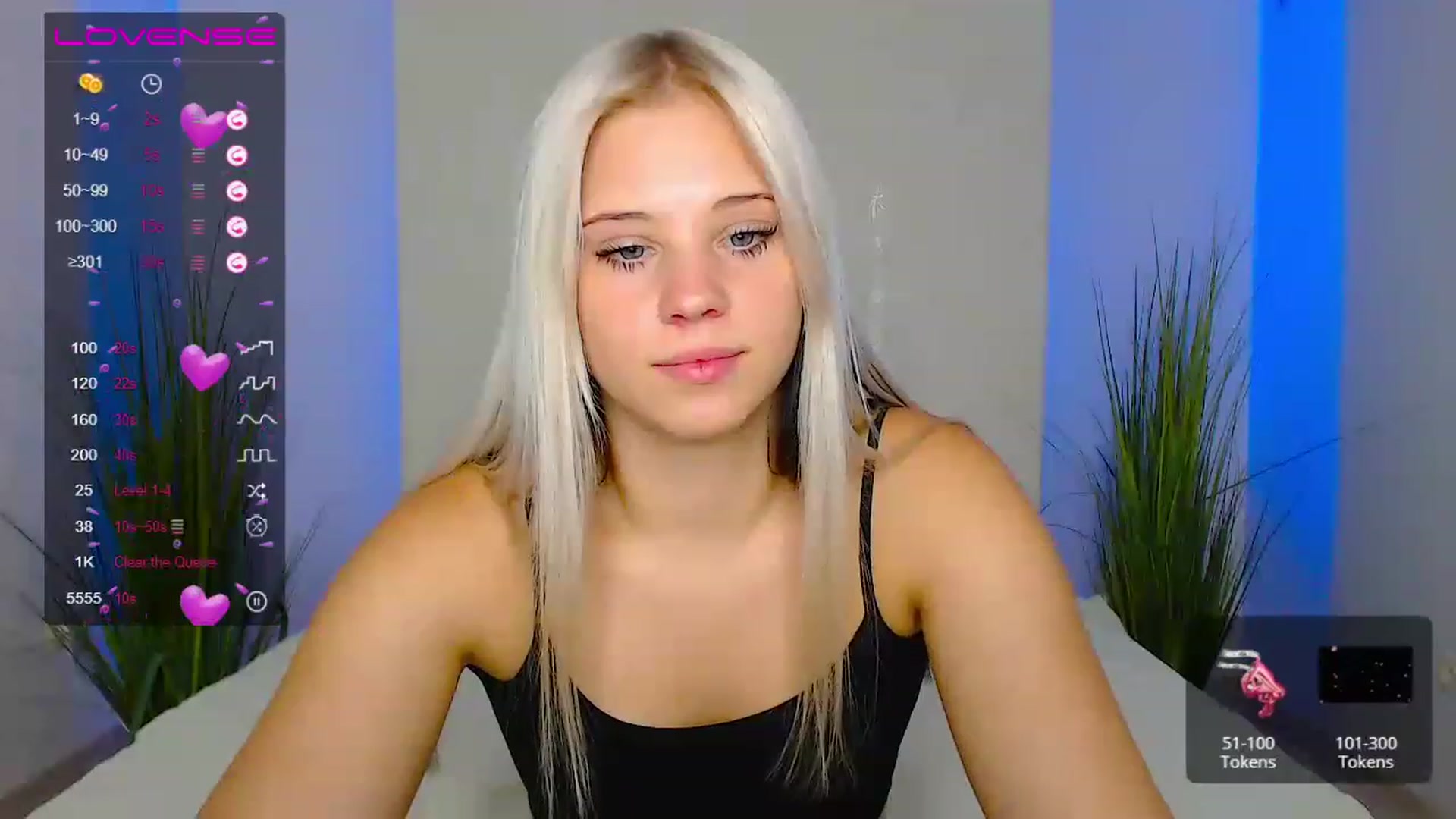 Gallery image thumbnail from Little_k1ttyy's myfreecams stream on, 06/27/2023, 12:40 image 12 of 20