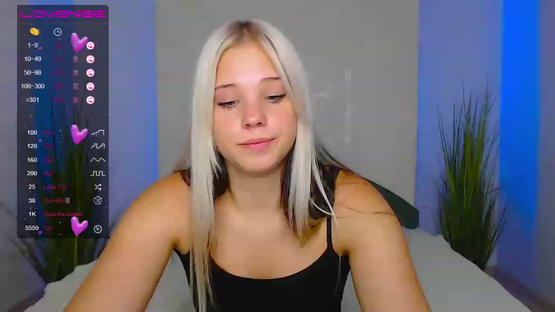 Gallery image thumbnail from Little_k1ttyy's myfreecams stream on, 06/27/2023, 15:33 image 8 of 20