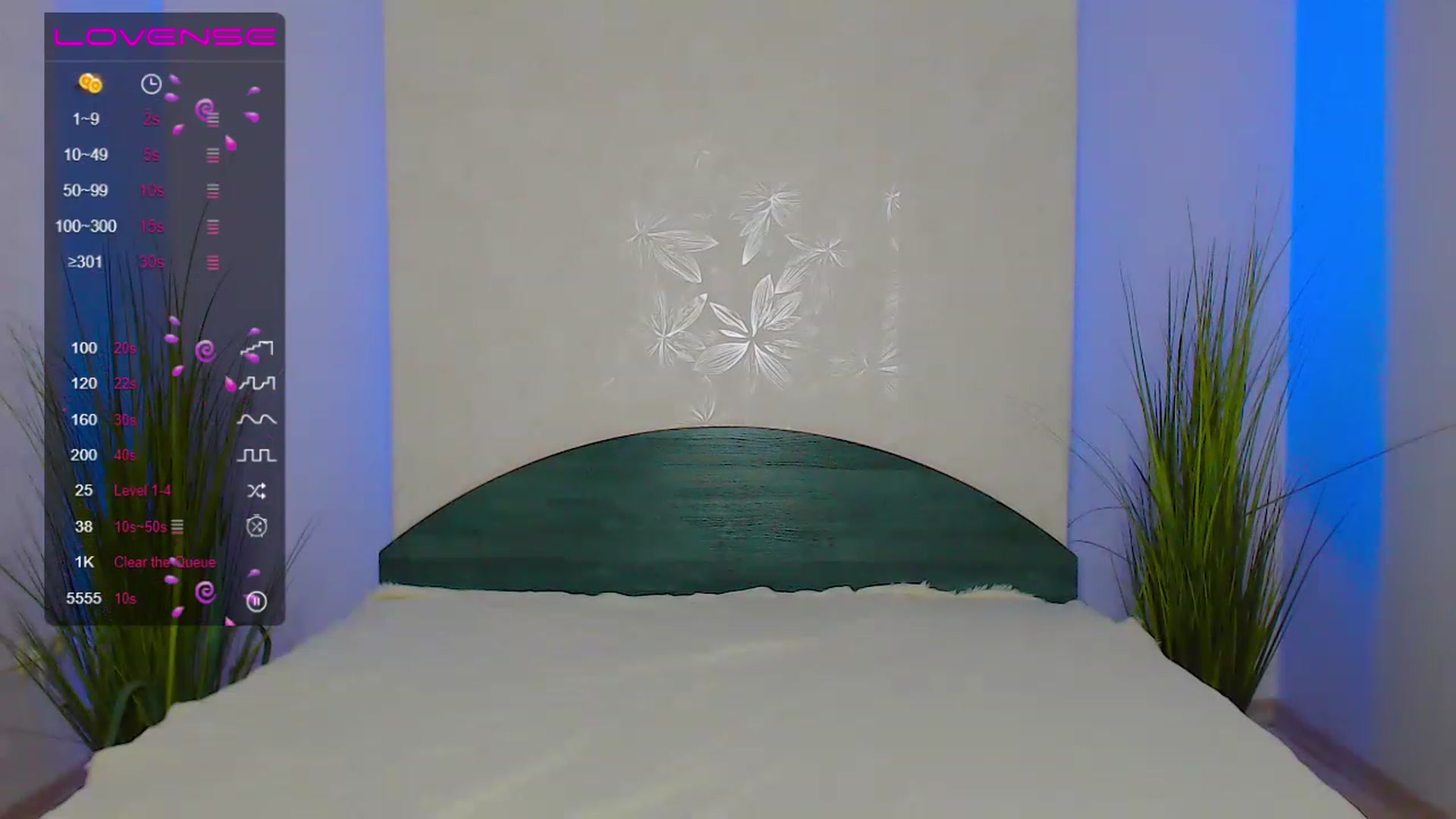 Gallery image thumbnail from Little_k1ttyy's myfreecams stream on, 06/27/2023, 15:33 image 14 of 20