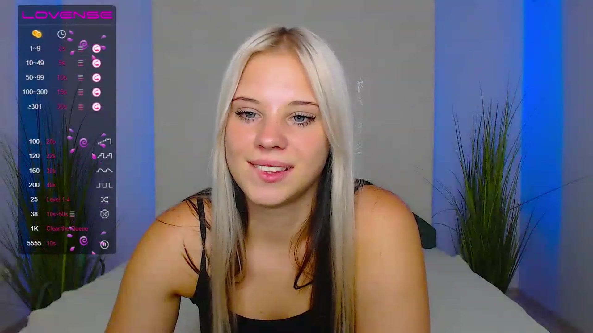 Gallery image thumbnail from Little_k1ttyy's myfreecams stream on, 06/27/2023, 15:33 image 18 of 20