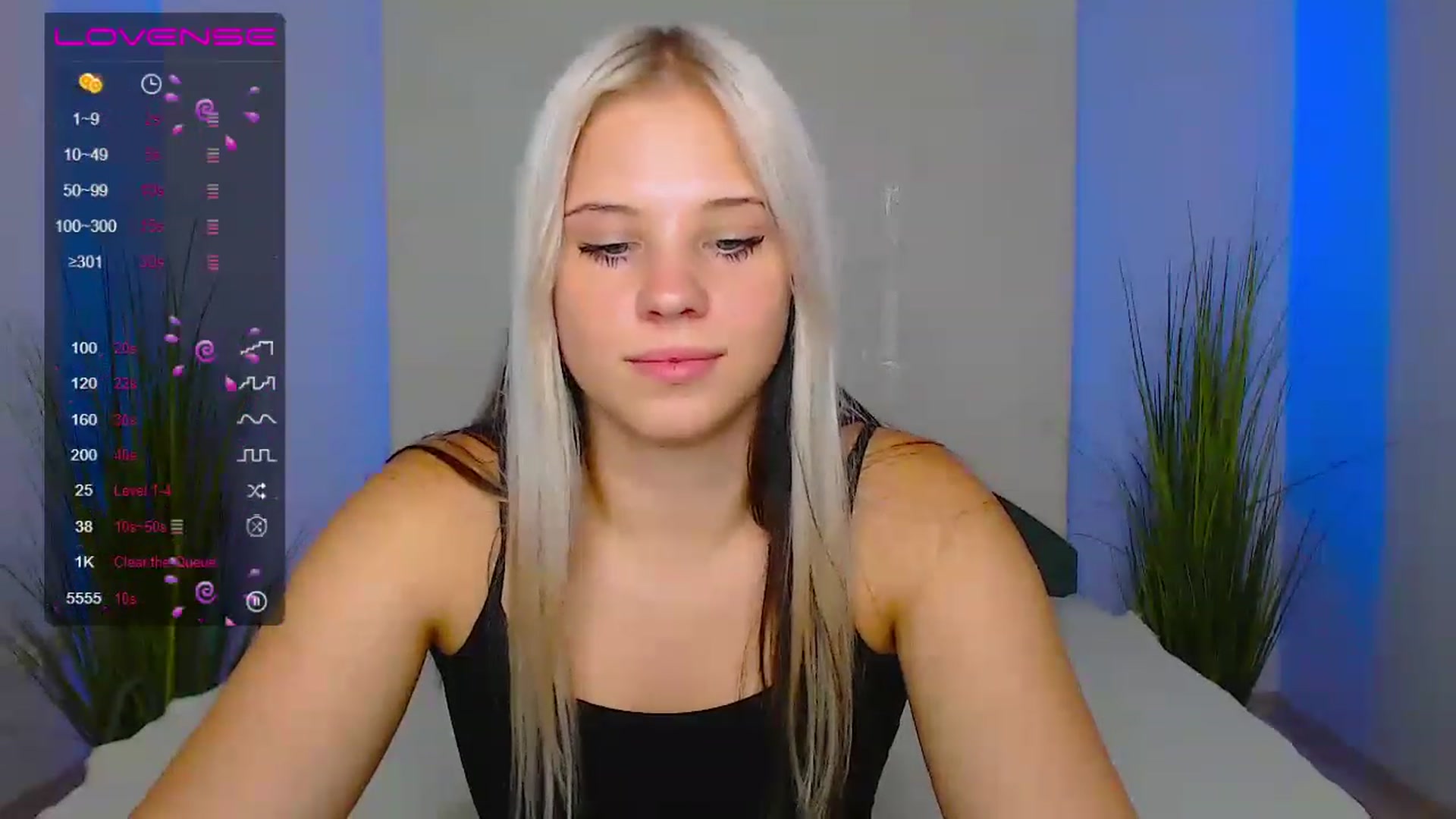 Gallery image thumbnail from Little_k1ttyy's myfreecams stream on, 06/27/2023, 15:33 image 16 of 20