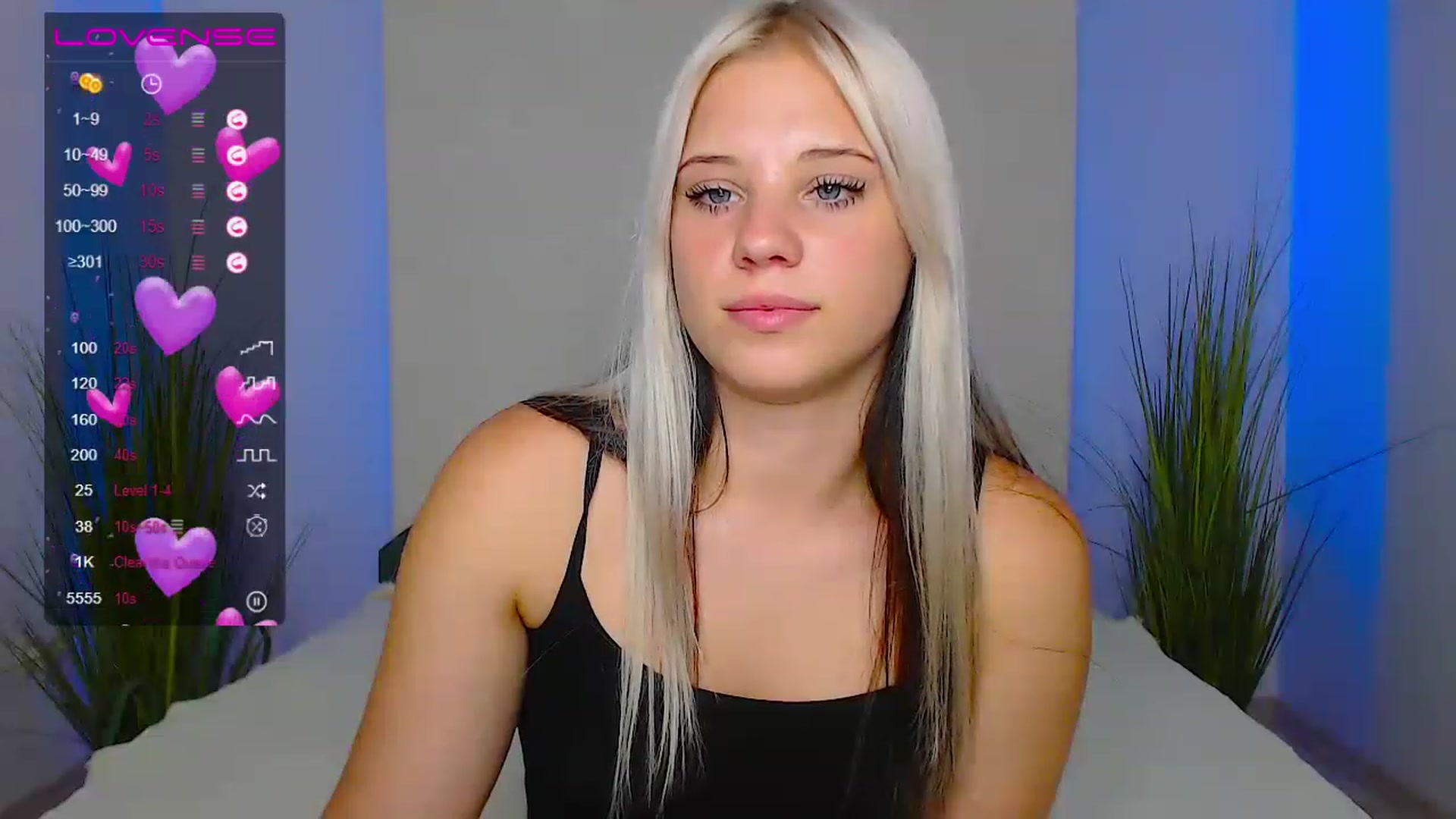 Gallery image thumbnail from Little_k1ttyy's myfreecams stream on, 06/27/2023, 15:33 image 10 of 20