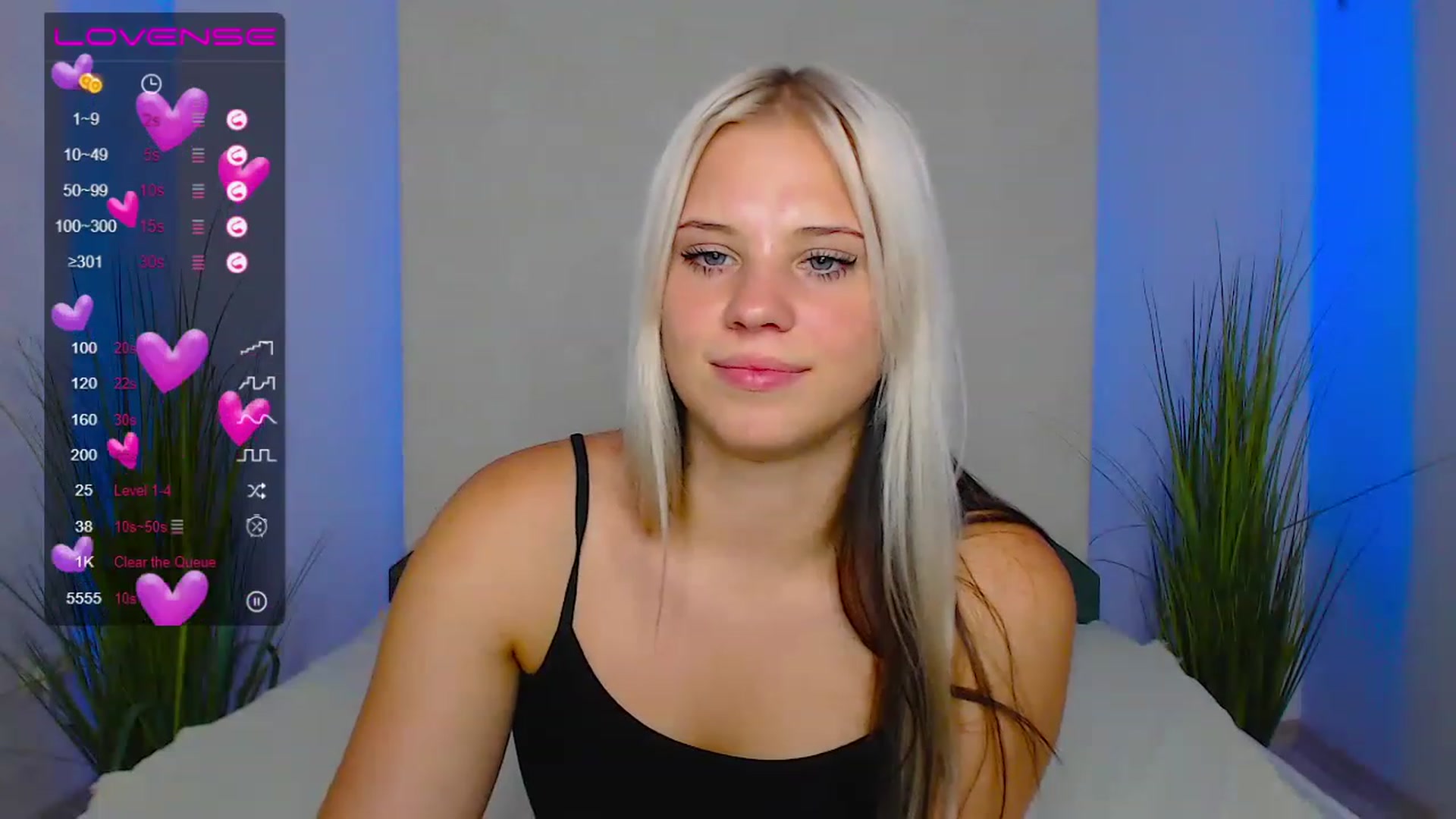 Gallery image thumbnail from Little_k1ttyy's myfreecams stream on, 06/27/2023, 17:07 image 17 of 20