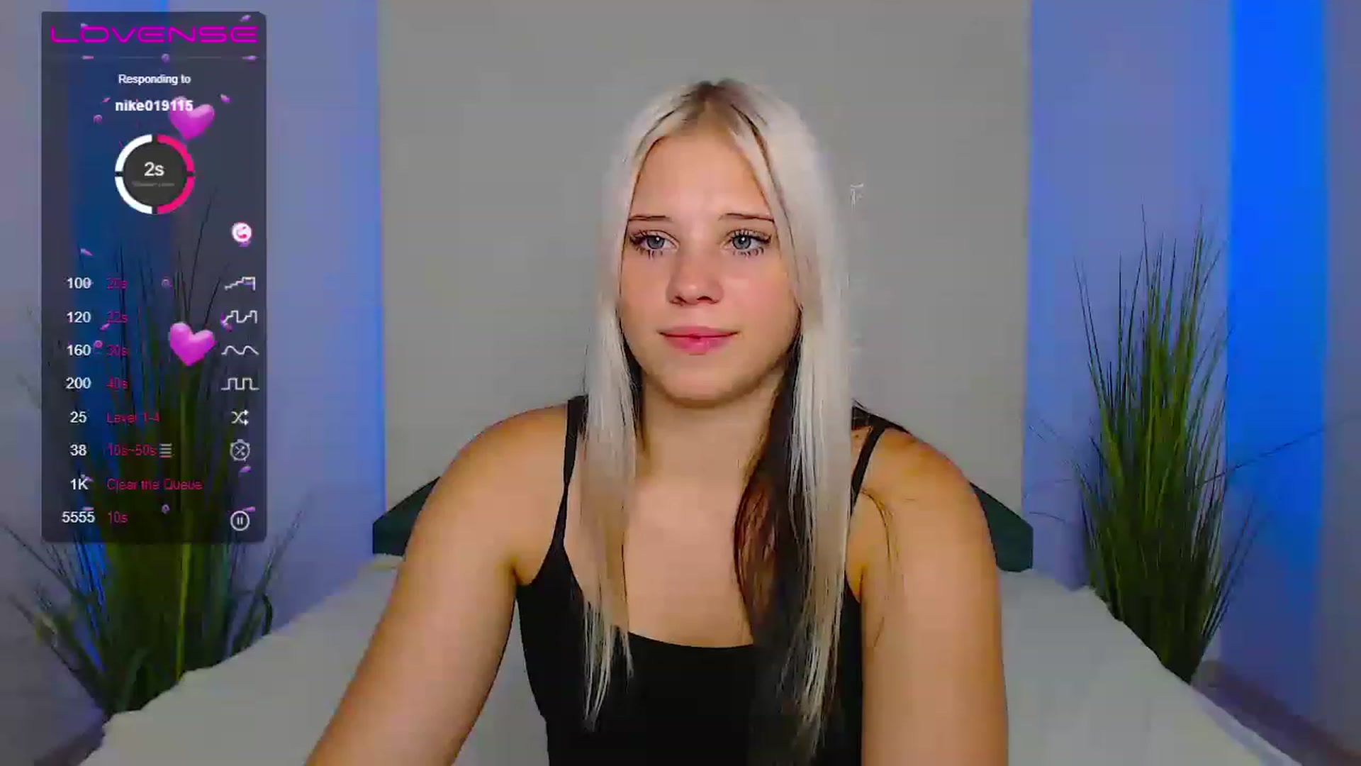 Gallery image thumbnail from Little_k1ttyy's myfreecams stream on, 06/27/2023, 17:07 image 12 of 20