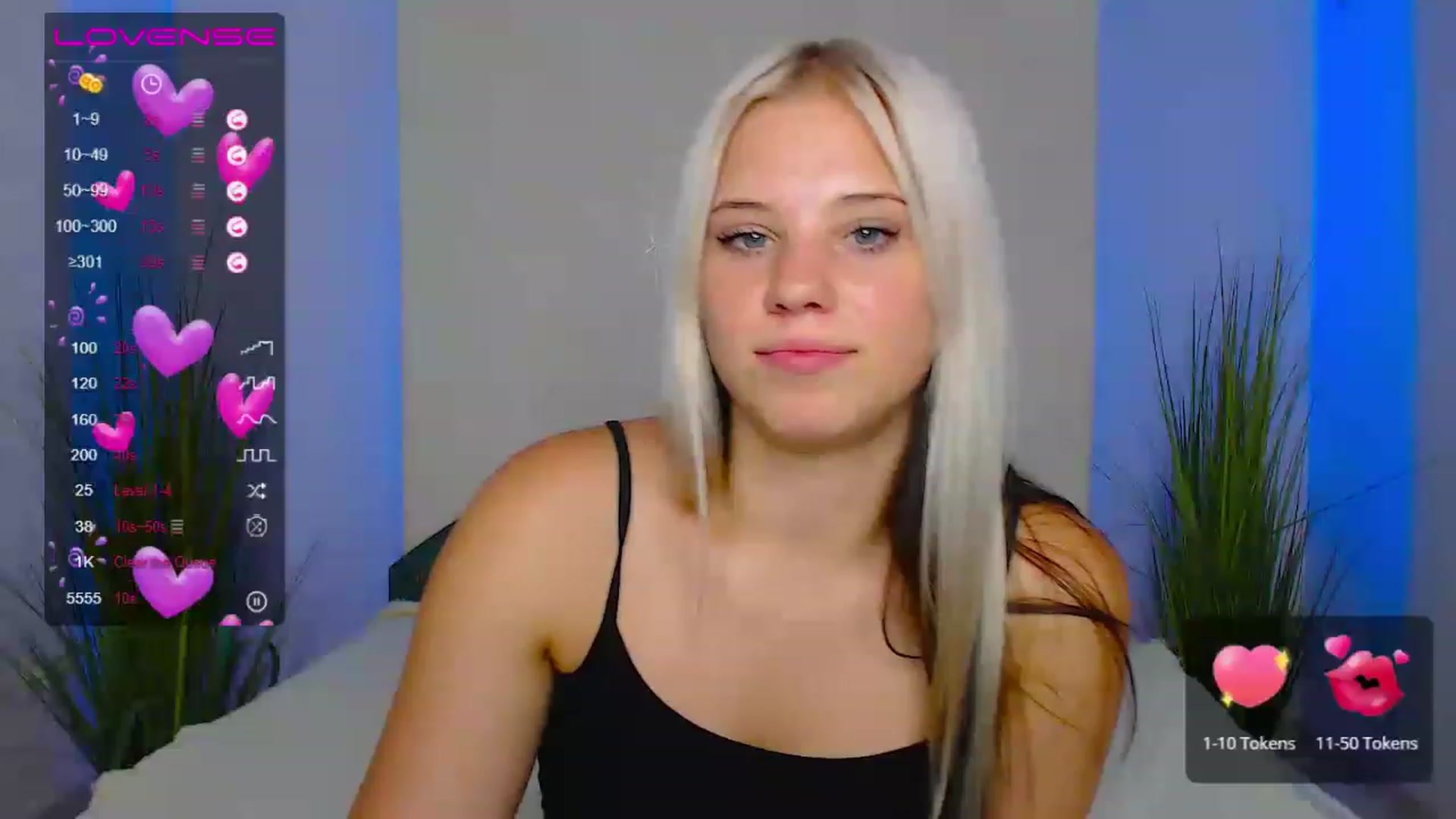Gallery image thumbnail from Little_k1ttyy's myfreecams stream on, 06/27/2023, 17:07 image 16 of 20