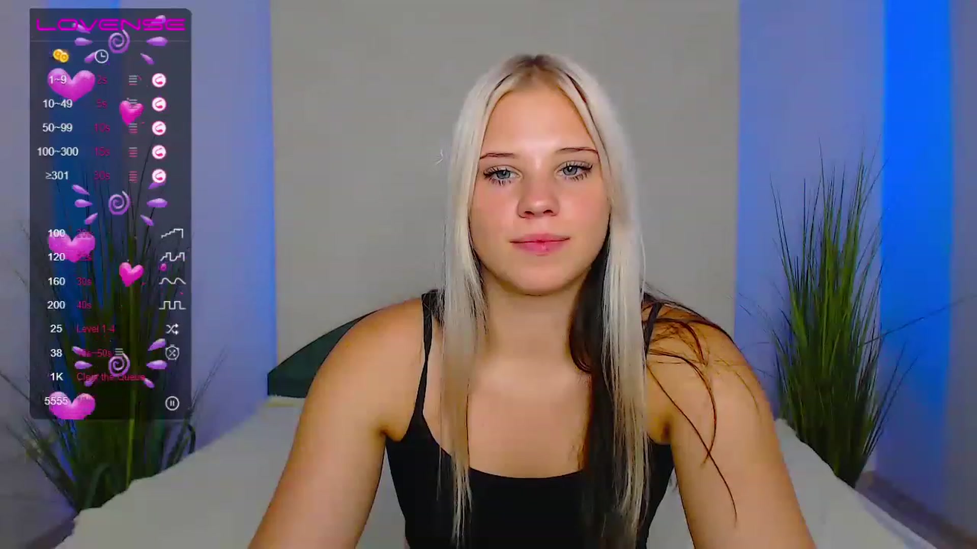 Gallery image thumbnail from Little_k1ttyy's myfreecams stream on, 06/27/2023, 17:07 image 3 of 20