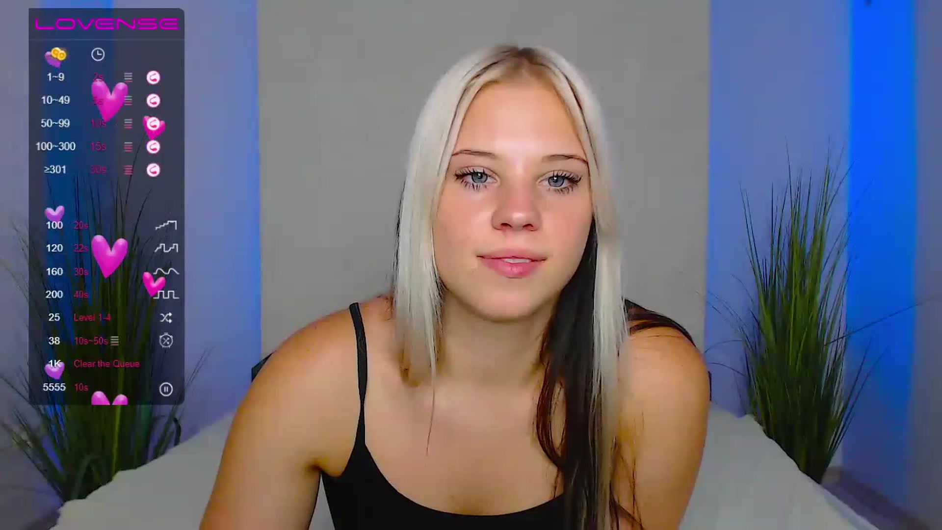 Gallery image thumbnail from Little_k1ttyy's myfreecams stream on, 06/27/2023, 17:07 image 18 of 20