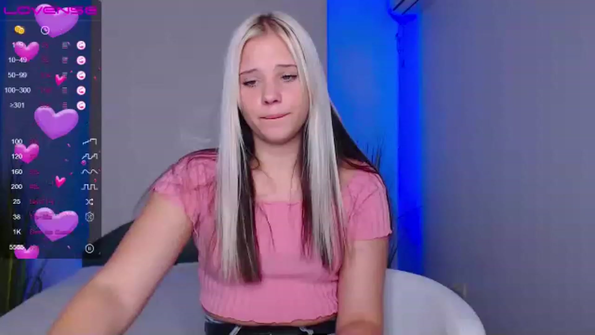 Gallery image thumbnail from Little_k1ttyy's myfreecams stream on, 06/30/2023, 12:41 image 9 of 20