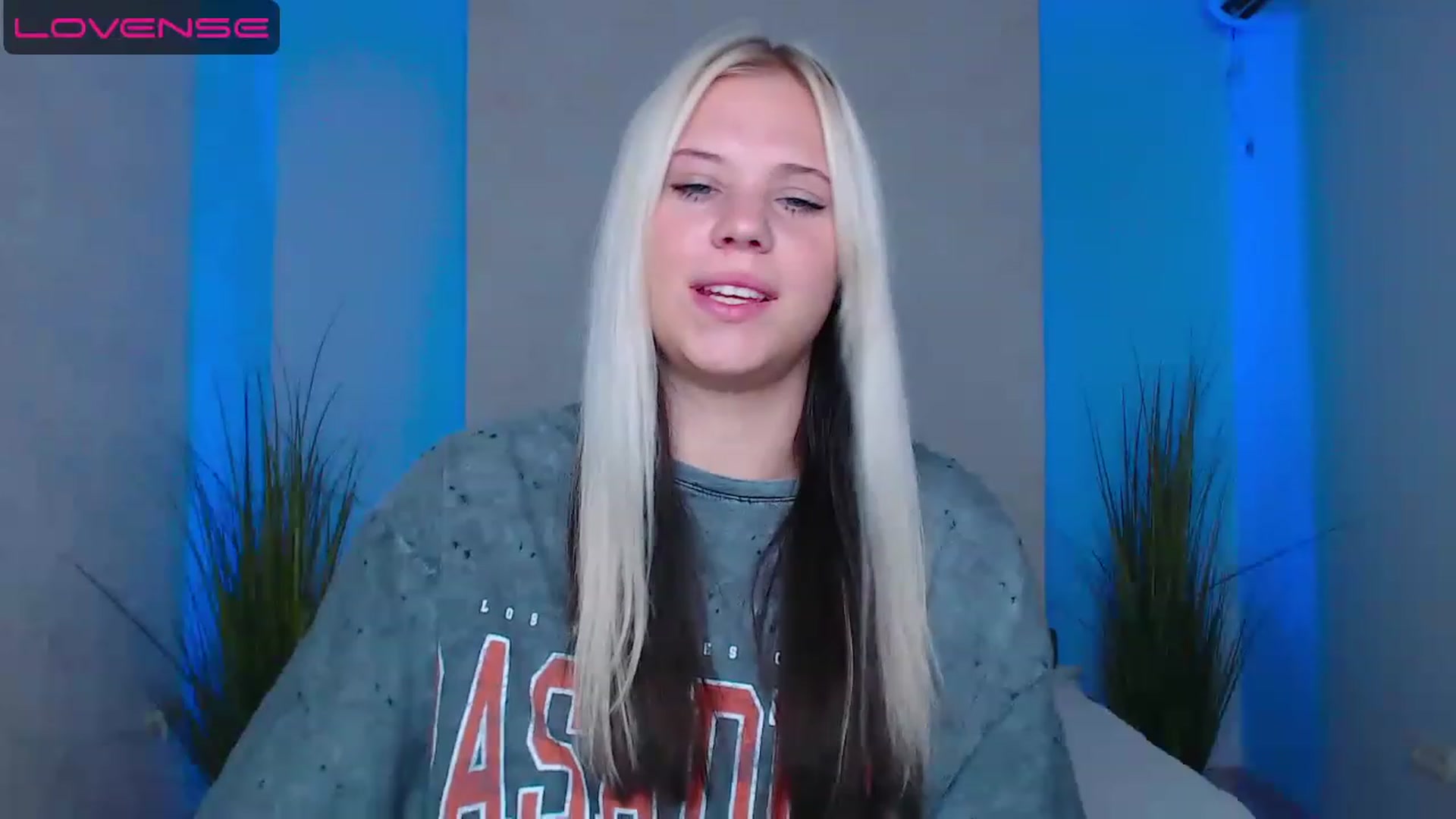 Gallery image thumbnail from Little_k1ttyy's myfreecams stream on, 07/04/2023, 09:11 image 15 of 20