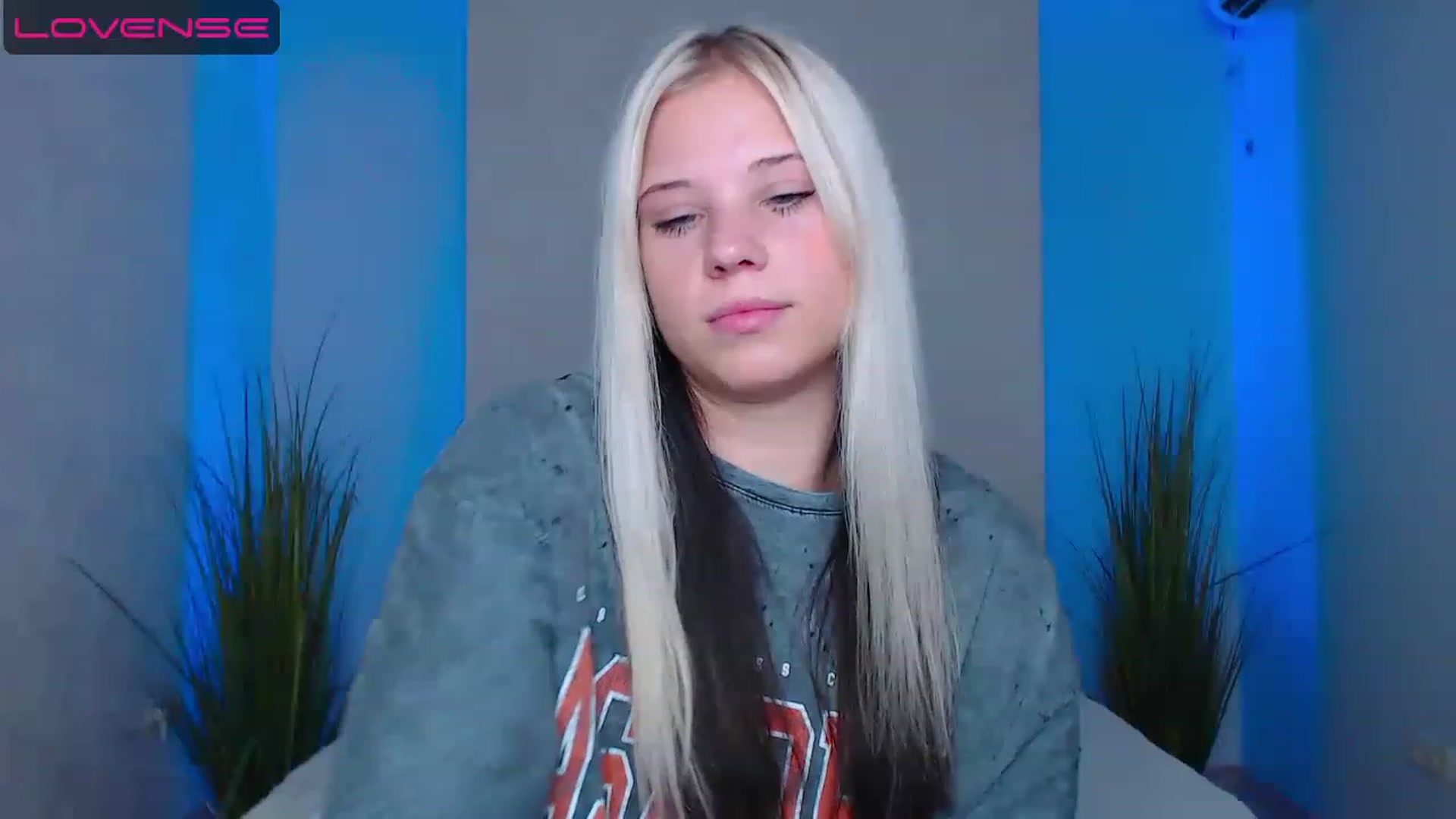 Gallery image thumbnail from Little_k1ttyy's myfreecams stream on, 07/04/2023, 09:11 image 17 of 20