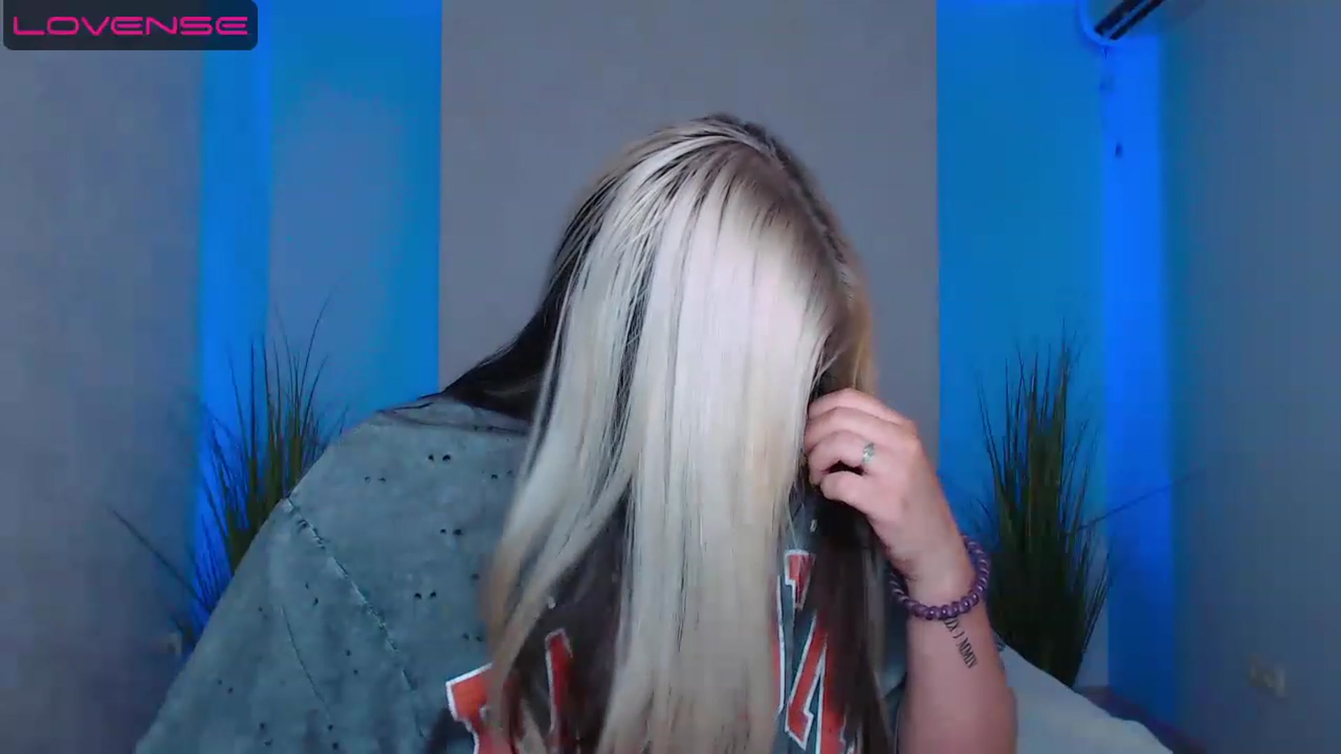 Gallery image thumbnail from Little_k1ttyy's myfreecams stream on, 07/04/2023, 12:08 image 5 of 20