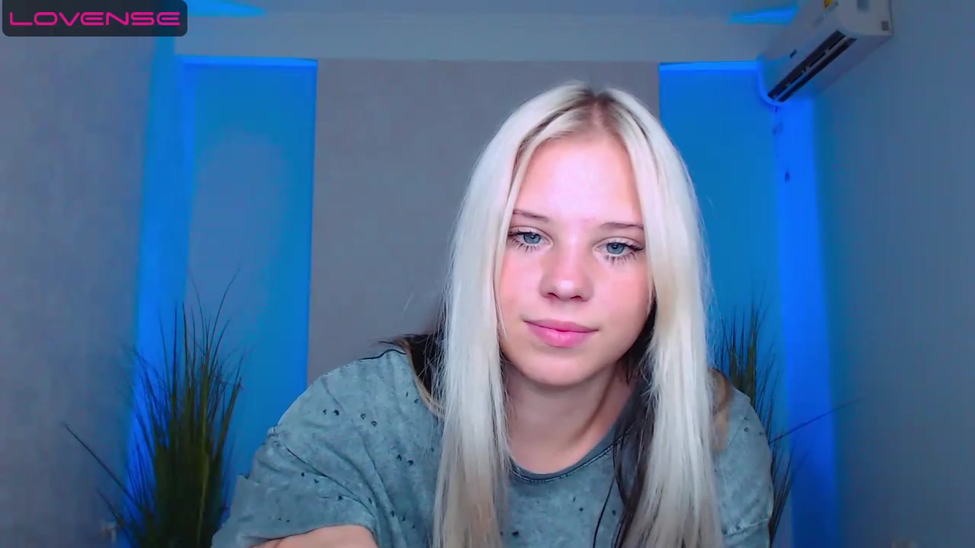 Gallery image thumbnail from Little_k1ttyy's myfreecams stream on, 07/04/2023, 12:23 image 8 of 20