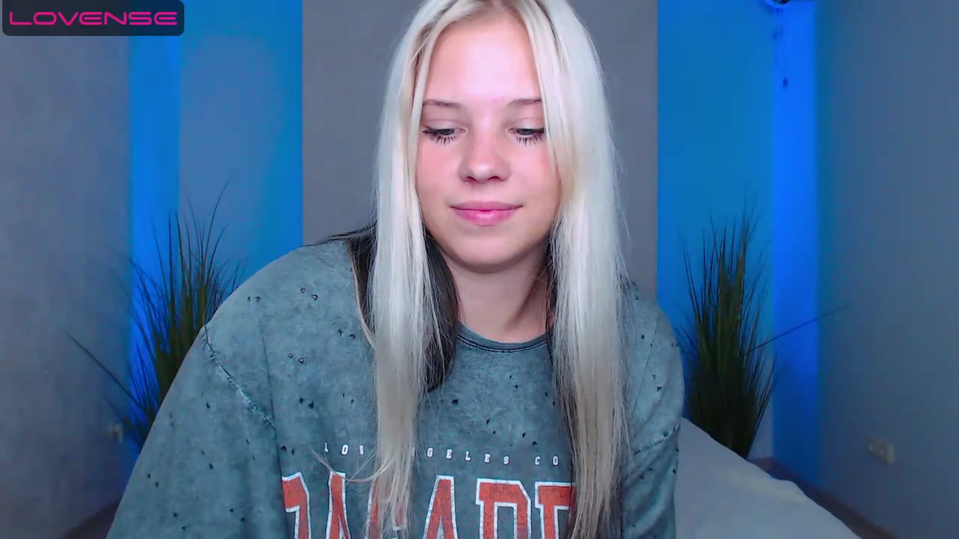 Gallery image thumbnail from Little_k1ttyy's myfreecams stream on, 07/04/2023, 12:23 image 18 of 20