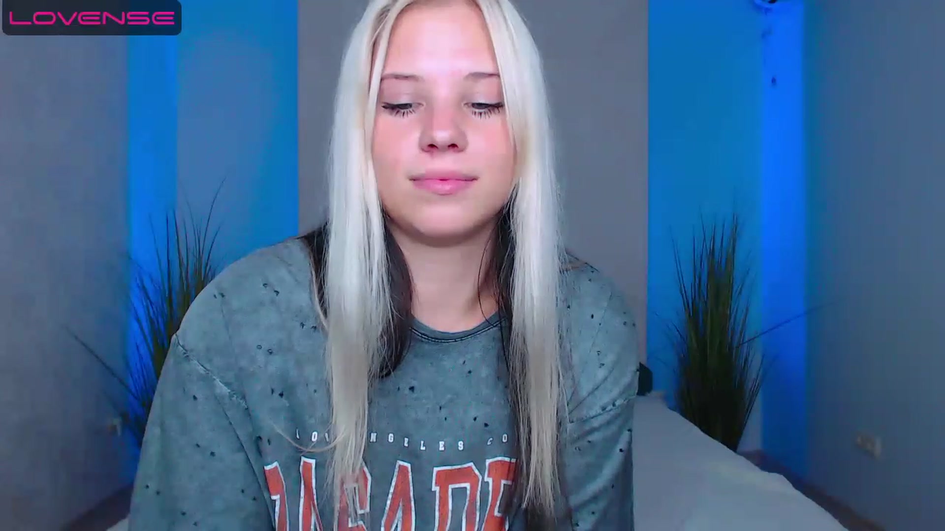 Gallery image thumbnail from Little_k1ttyy's myfreecams stream on, 07/04/2023, 12:23 image 19 of 20