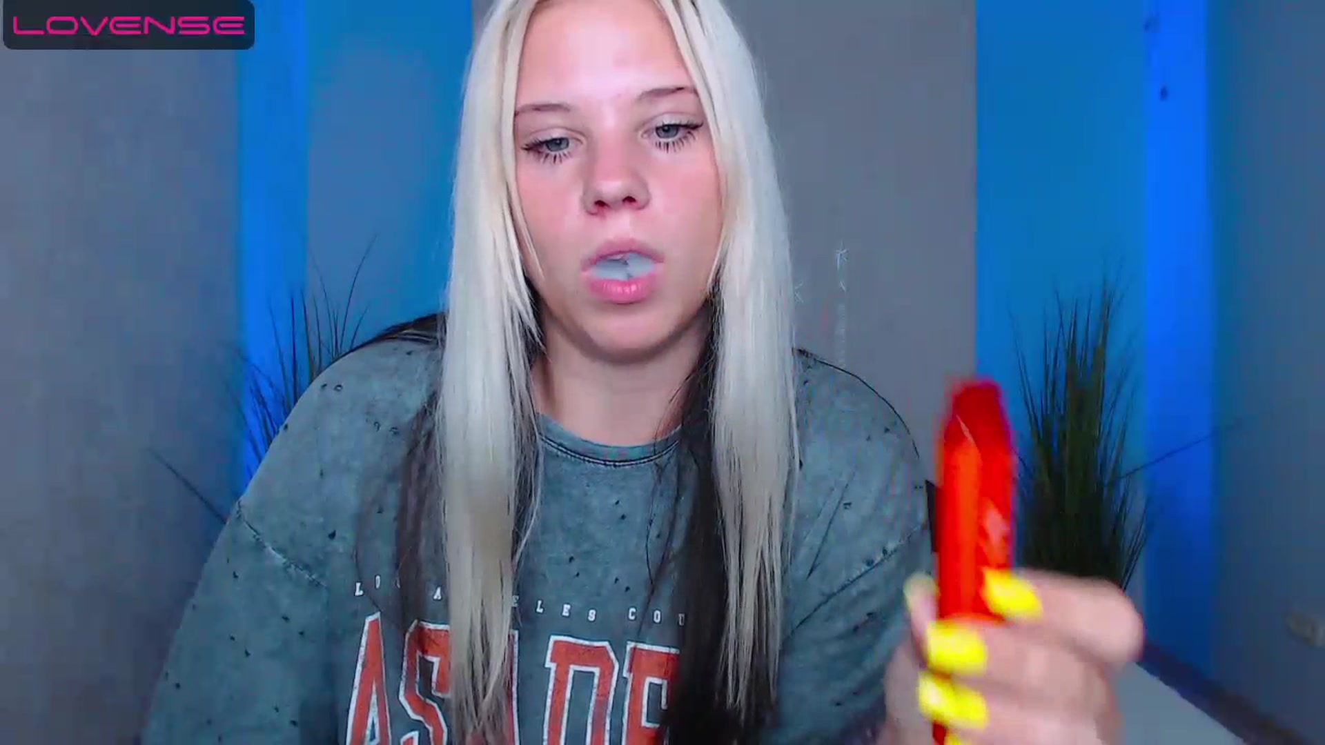 Gallery image thumbnail from Little_k1ttyy's myfreecams stream on, 07/04/2023, 15:34 image 17 of 20