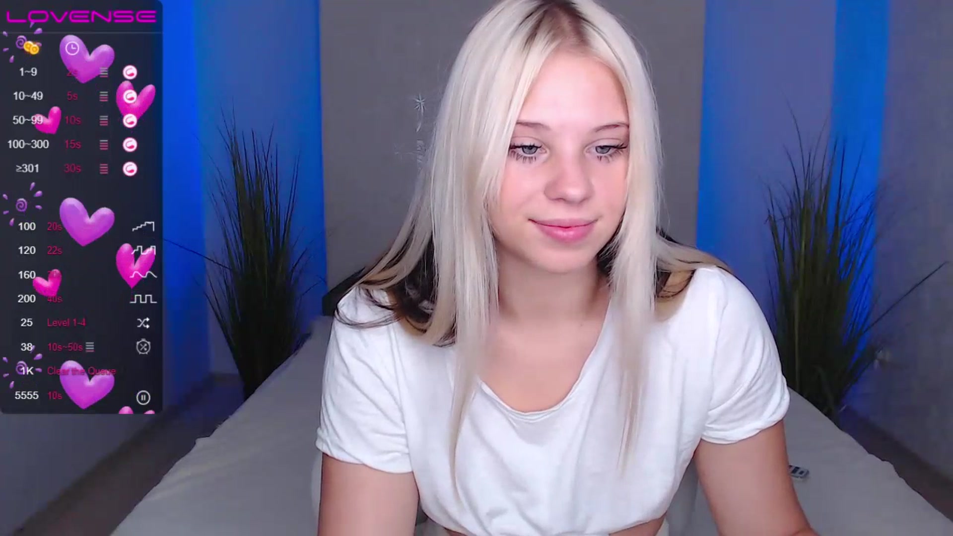 Gallery image thumbnail from Little_k1ttyy's myfreecams stream on, 07/06/2023, 11:06 image 3 of 20