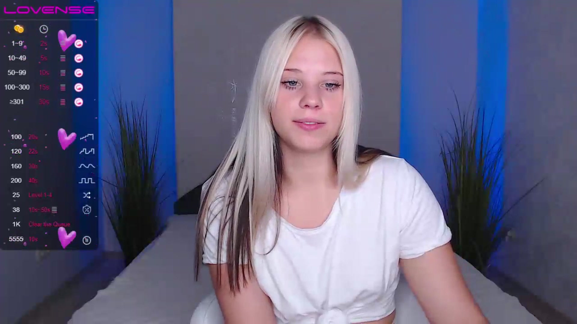 Gallery image thumbnail from Little_k1ttyy's myfreecams stream on, 07/06/2023, 11:06 image 14 of 20