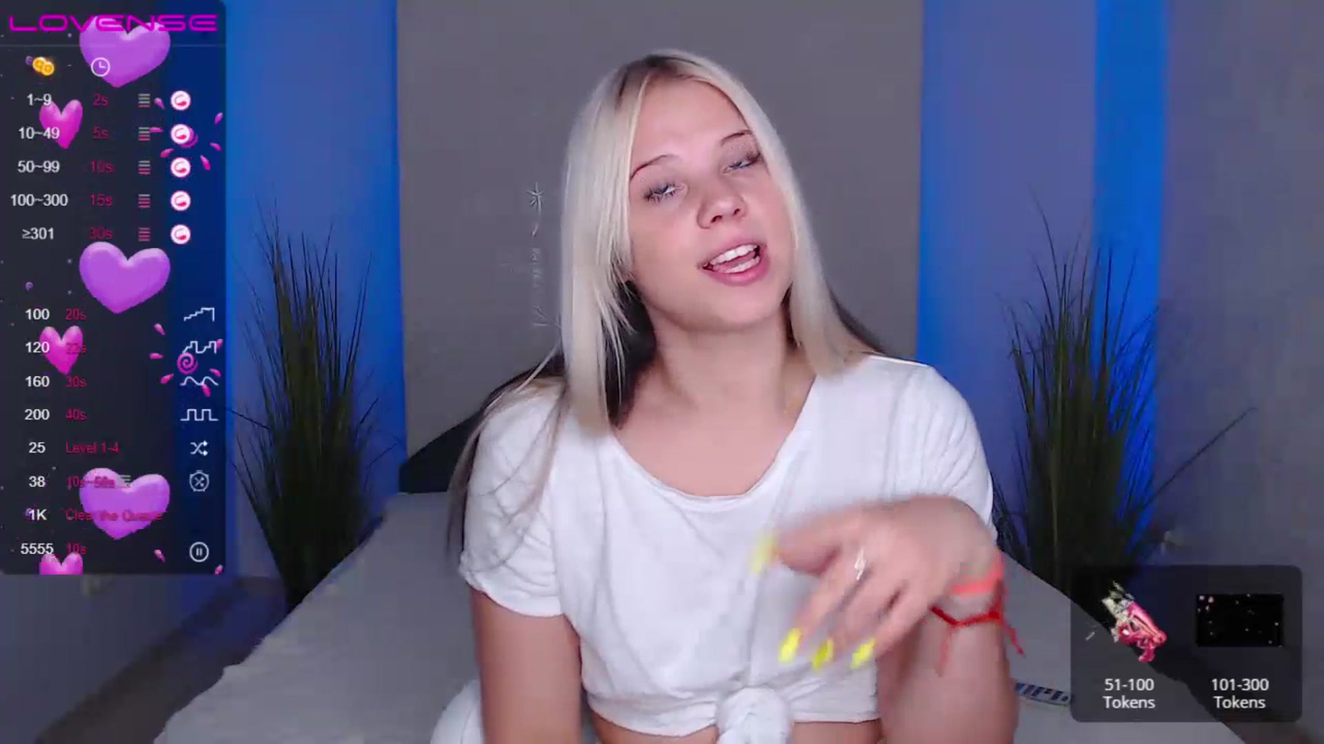 Gallery image thumbnail from Little_k1ttyy's myfreecams stream on, 07/06/2023, 11:06 image 13 of 20