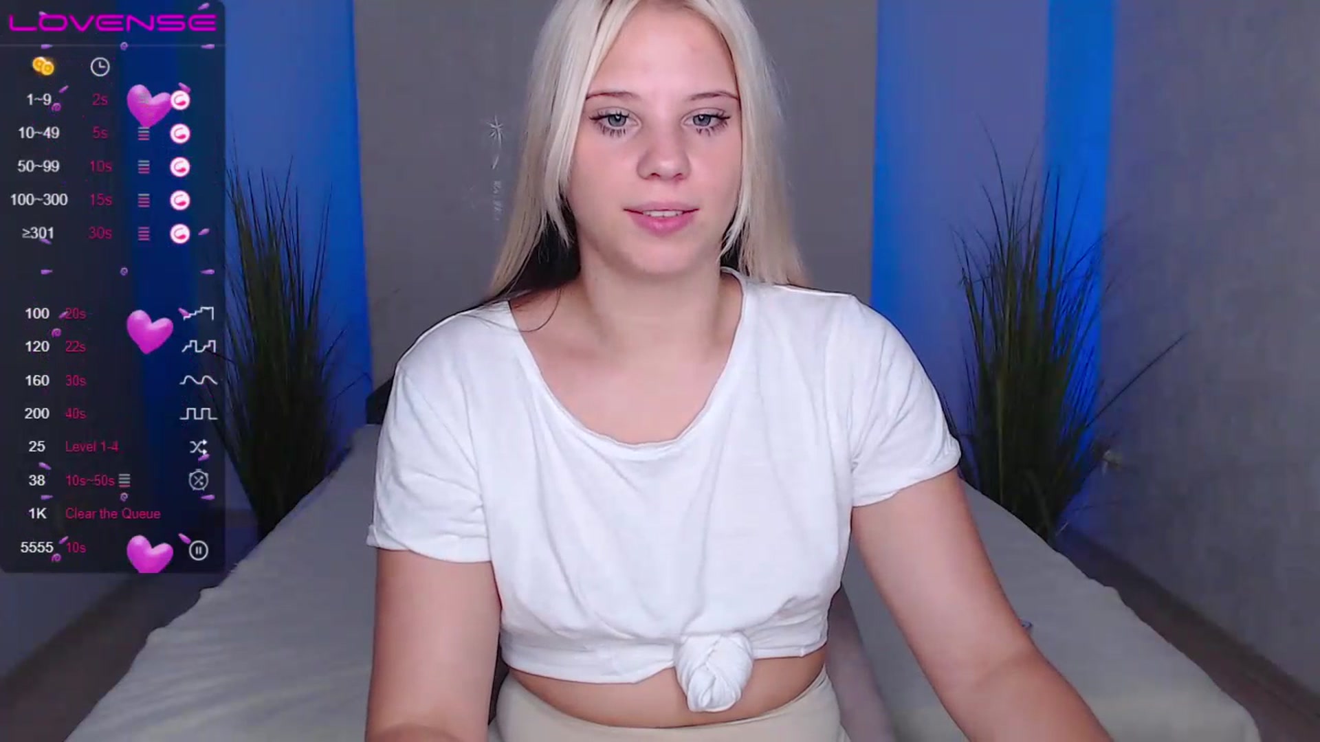 Gallery image thumbnail from Little_k1ttyy's myfreecams stream on, 07/06/2023, 12:09 image 20 of 20