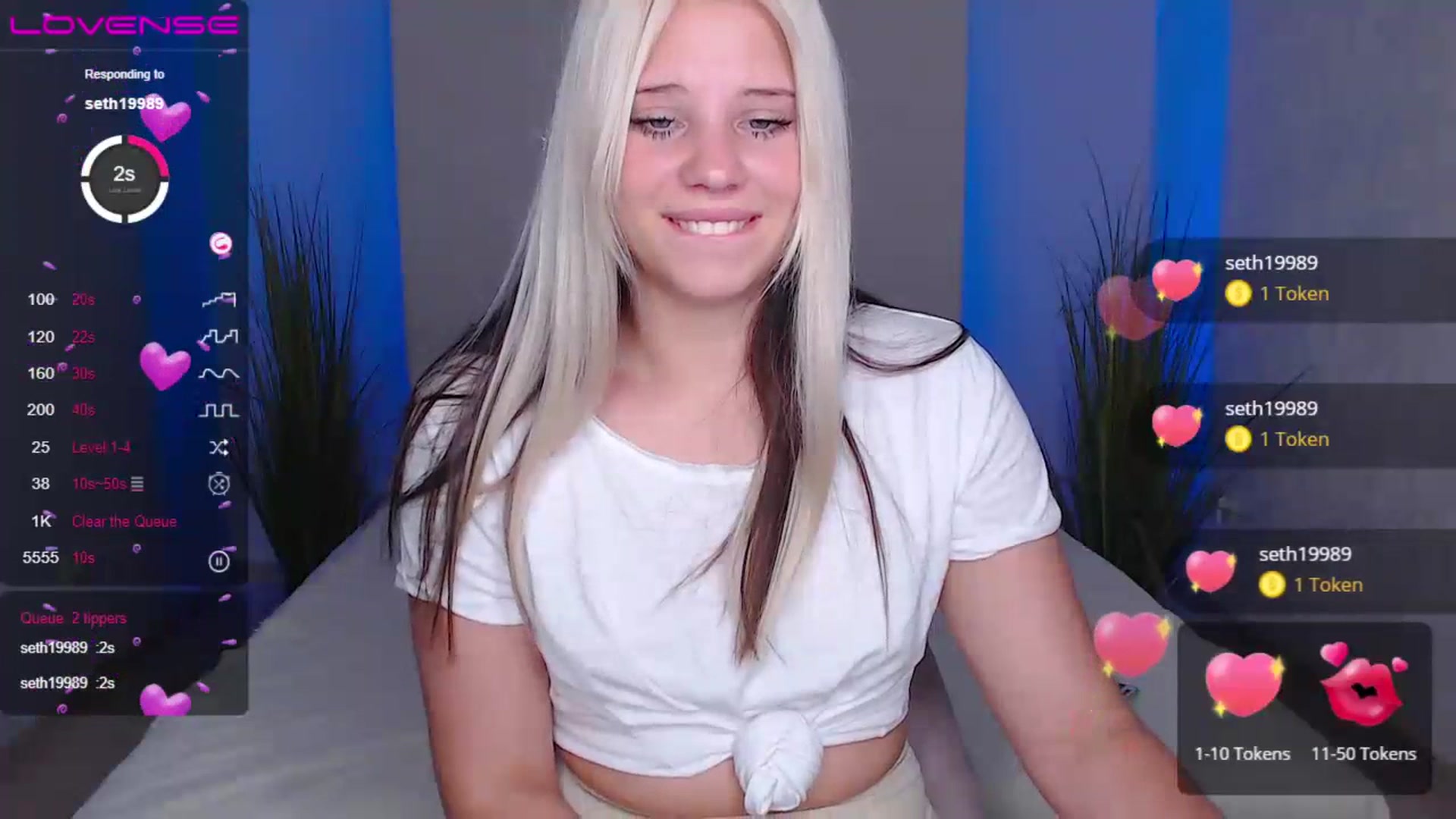 Gallery image thumbnail from Little_k1ttyy's myfreecams stream on, 07/06/2023, 12:09 image 17 of 20