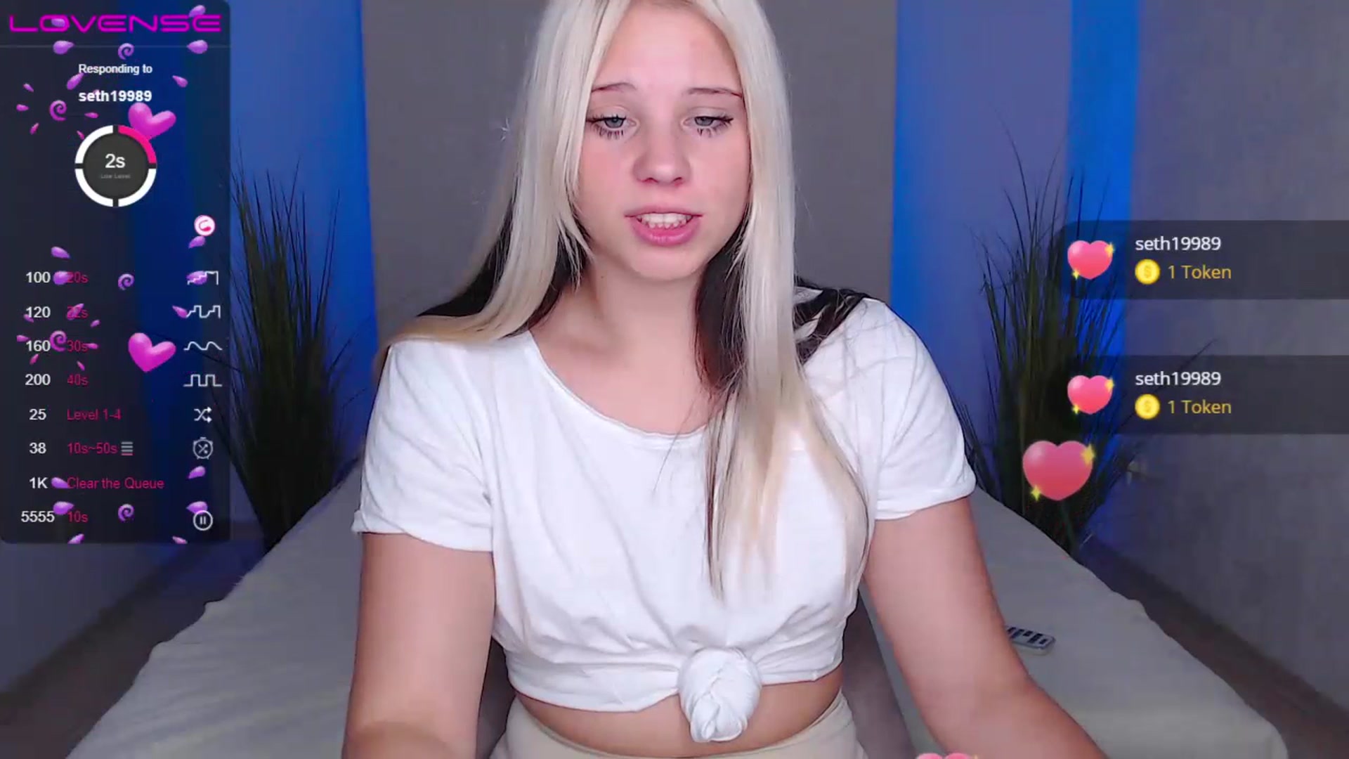 Gallery image thumbnail from Little_k1ttyy's myfreecams stream on, 07/06/2023, 12:09 image 16 of 20