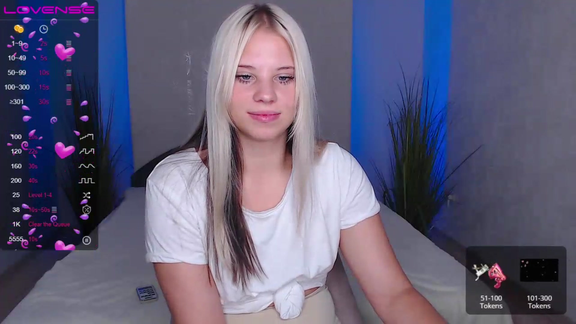 Gallery image thumbnail from Little_k1ttyy's myfreecams stream on, 07/06/2023, 13:29 image 15 of 20