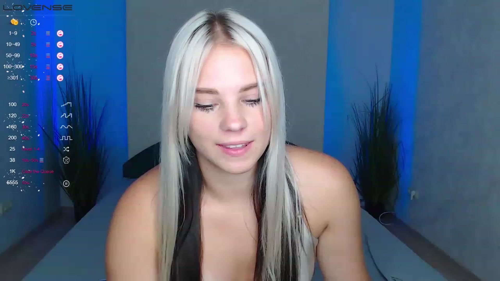 Gallery image thumbnail from Little_k1ttyy's myfreecams stream on, 07/16/2023, 14:56 image 7 of 20