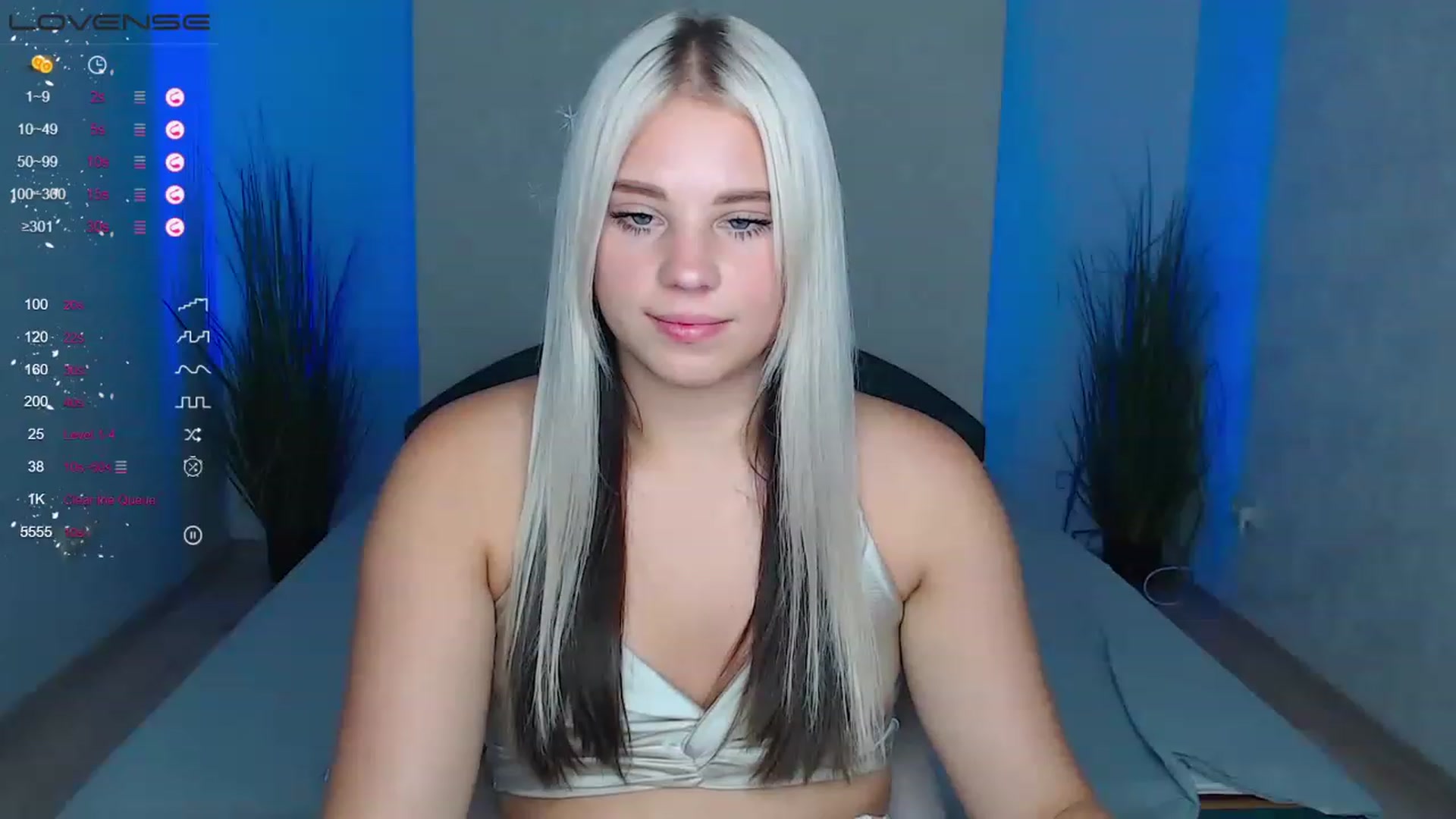 Gallery image thumbnail from Little_k1ttyy's myfreecams stream on, 07/16/2023, 14:56 image 17 of 20