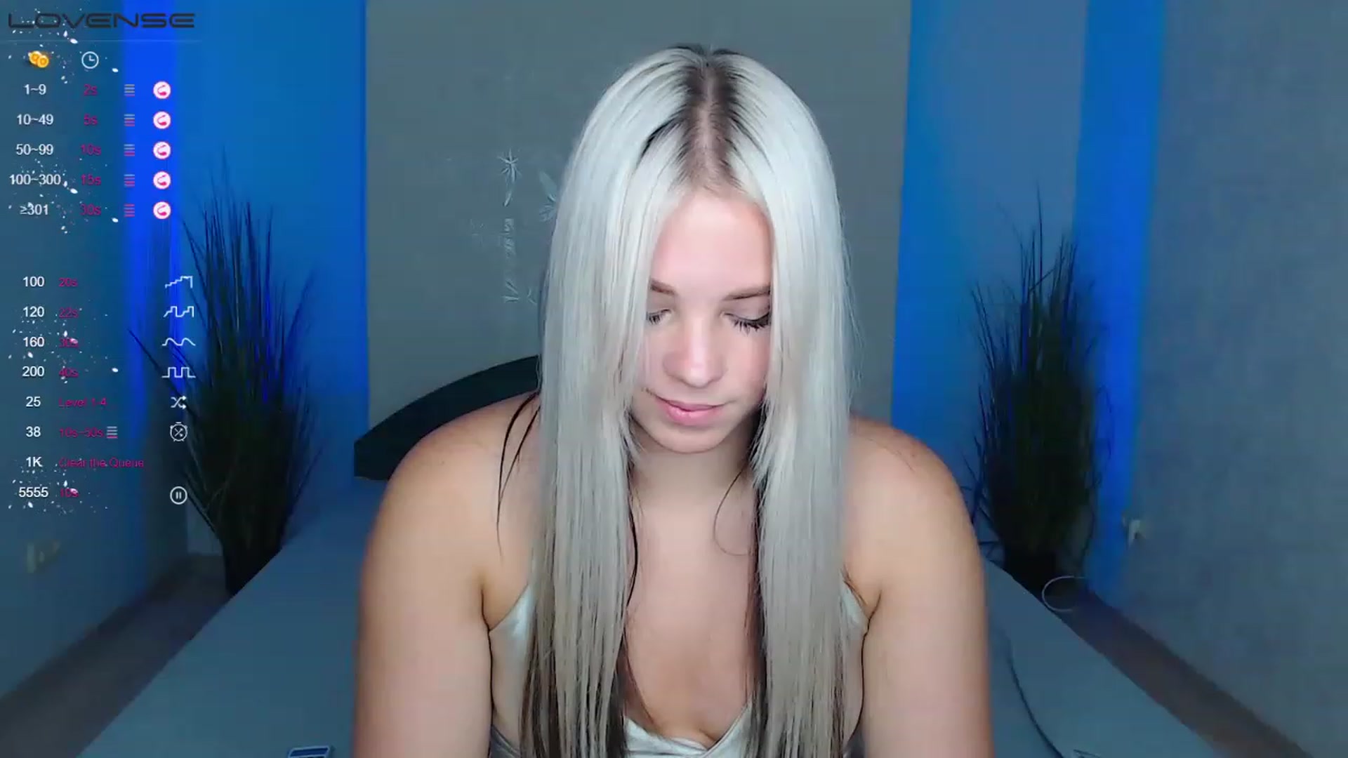 Gallery image thumbnail from Little_k1ttyy's myfreecams stream on, 07/16/2023, 14:56 image 10 of 20