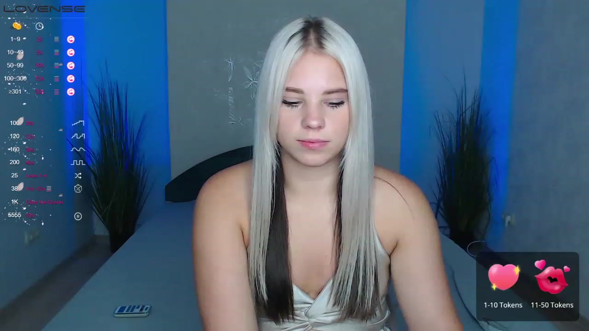 Gallery image thumbnail from Little_k1ttyy's myfreecams stream on, 07/16/2023, 14:56 image 3 of 20