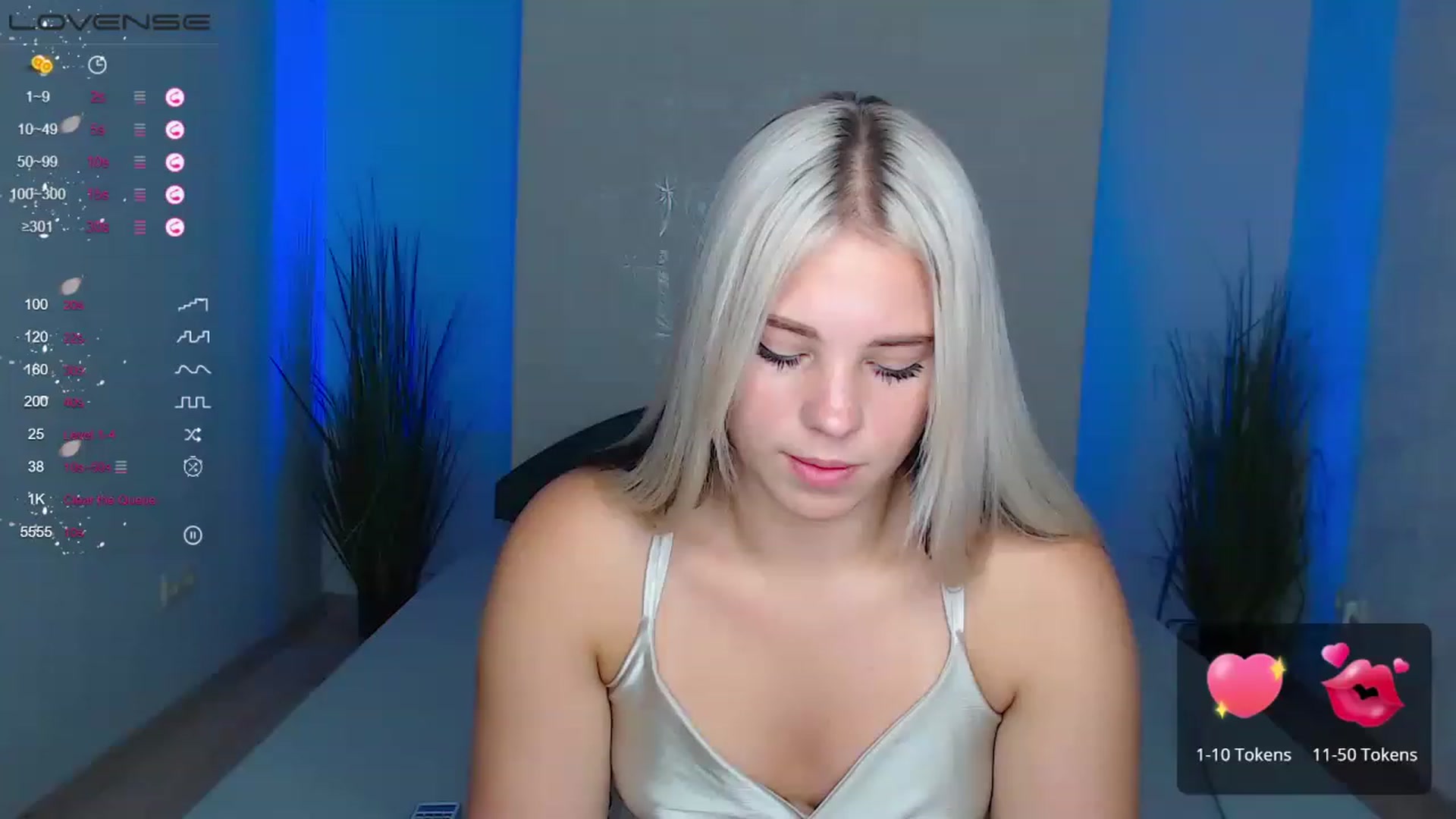 Gallery image thumbnail from Little_k1ttyy's myfreecams stream on, 07/16/2023, 15:28 image 2 of 20
