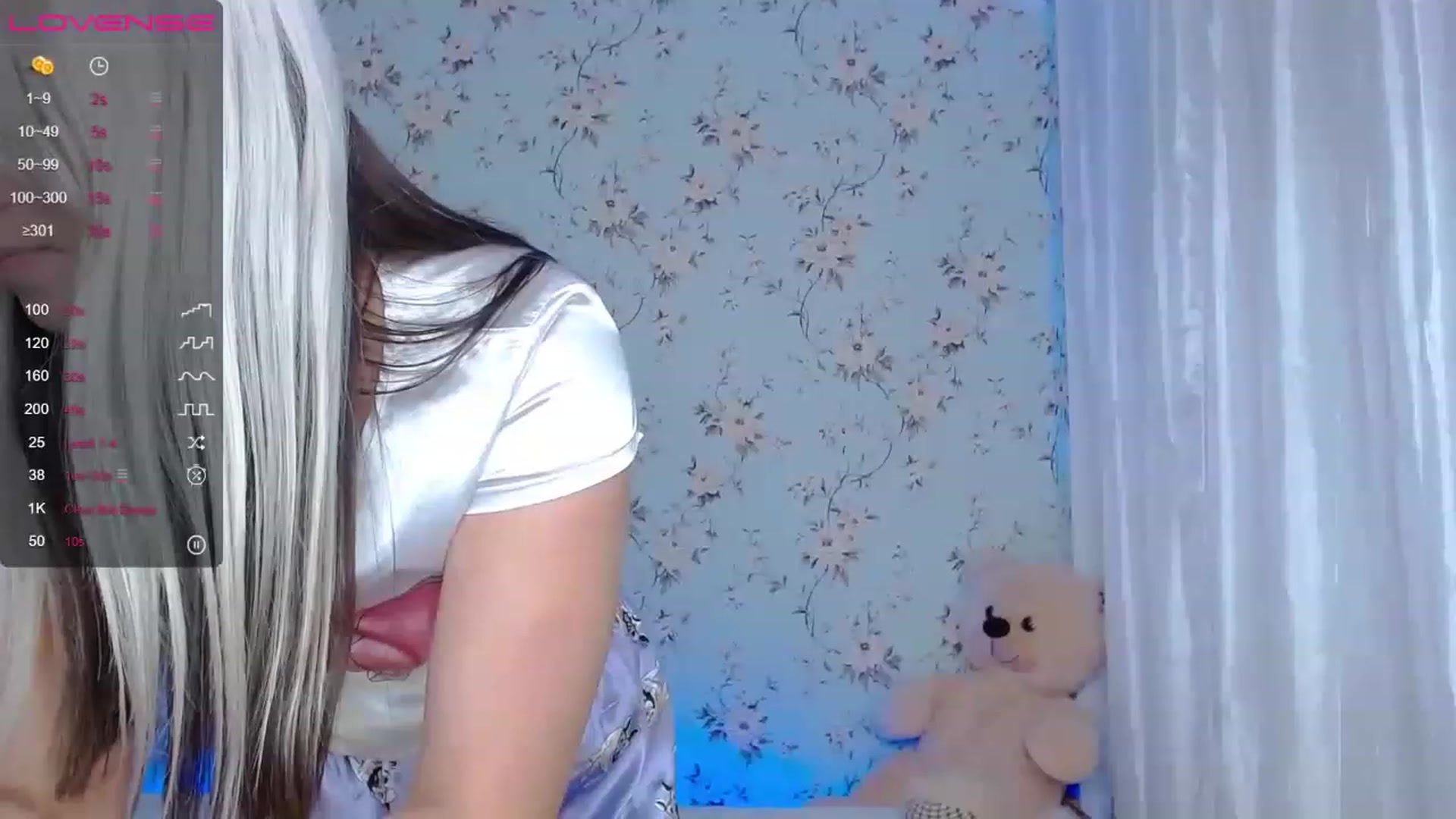Gallery image thumbnail from Little_k1ttyy's myfreecams stream on, 07/23/2023, 13:52 image 8 of 20