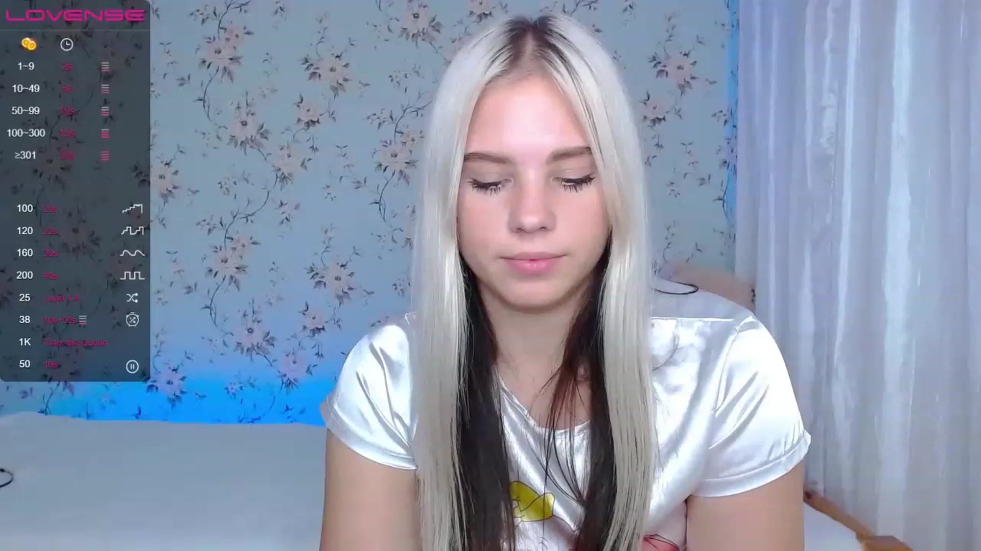 Gallery image thumbnail from Little_k1ttyy's myfreecams stream on, 07/23/2023, 13:52 image 13 of 20