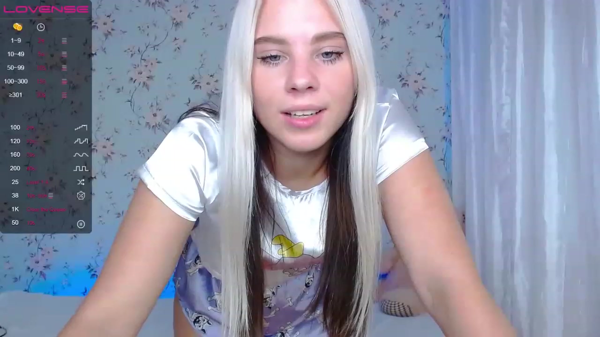 Gallery image thumbnail from Little_k1ttyy's myfreecams stream on, 07/23/2023, 13:52 image 19 of 20