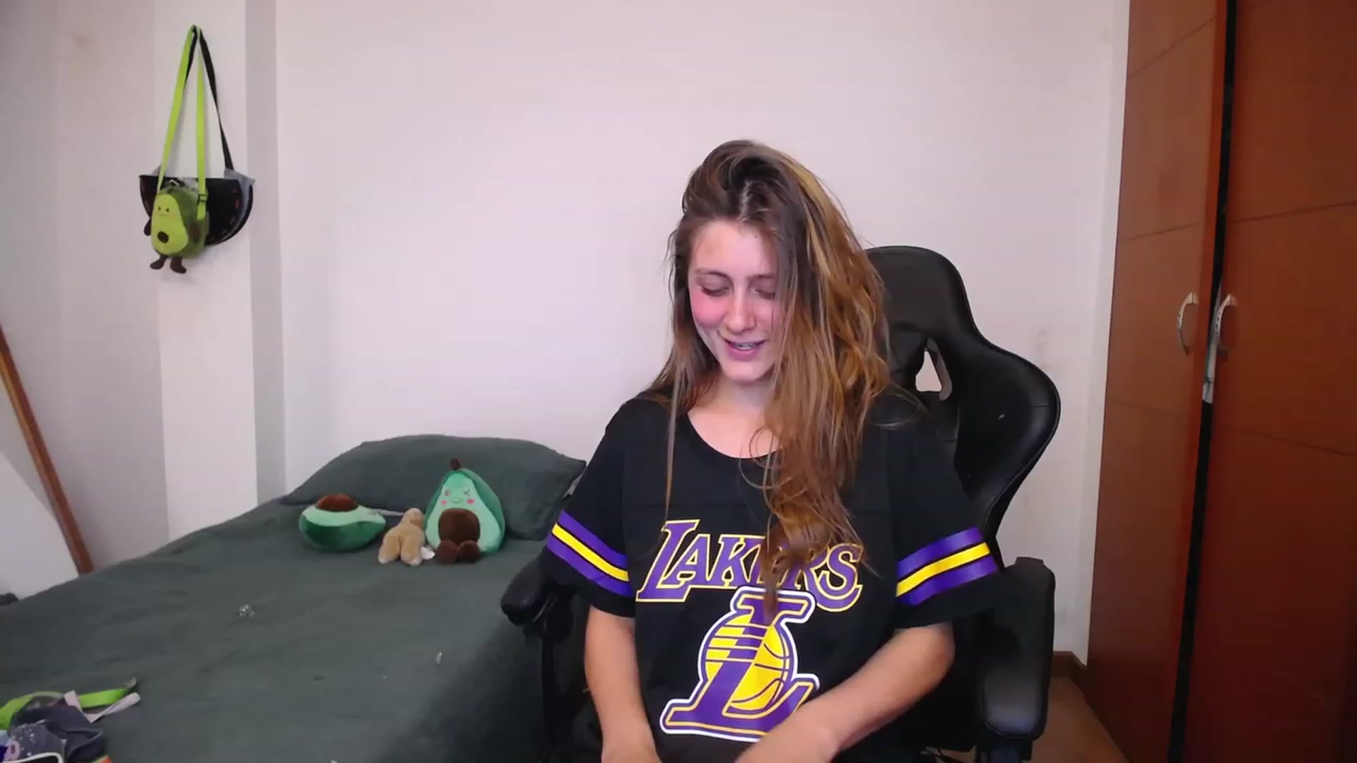 Gallery image thumbnail from Little_laksmi's myfreecams stream on, 11/19/2022, 24:46 image 8 of 20