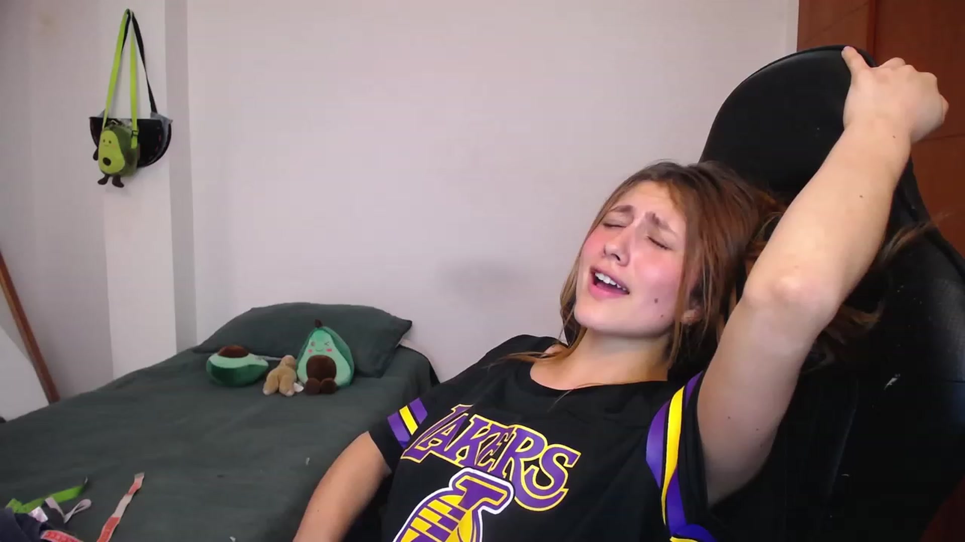 Gallery image thumbnail from Little_laksmi's myfreecams stream on, 11/19/2022, 24:46 image 13 of 20