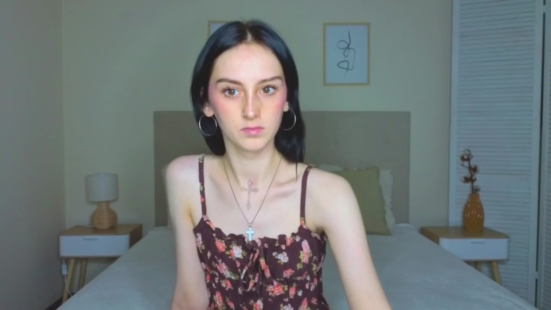 Gallery image thumbnail from Little_moly99's myfreecams stream on, 09/10/2025, 21:16 image 16 of 20