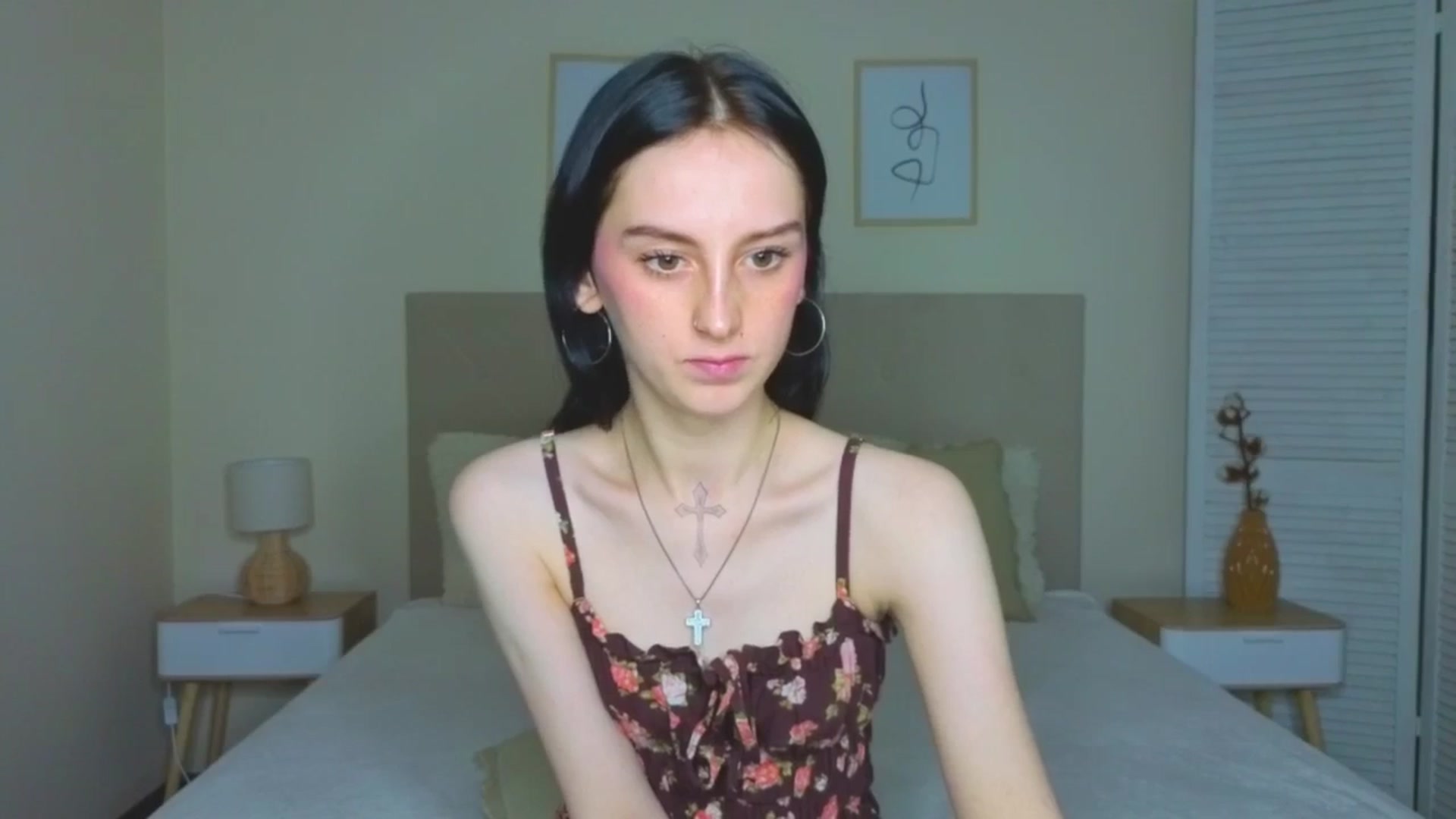 Gallery image thumbnail from Little_moly99's myfreecams stream on, 09/10/2025, 21:16 image 19 of 20