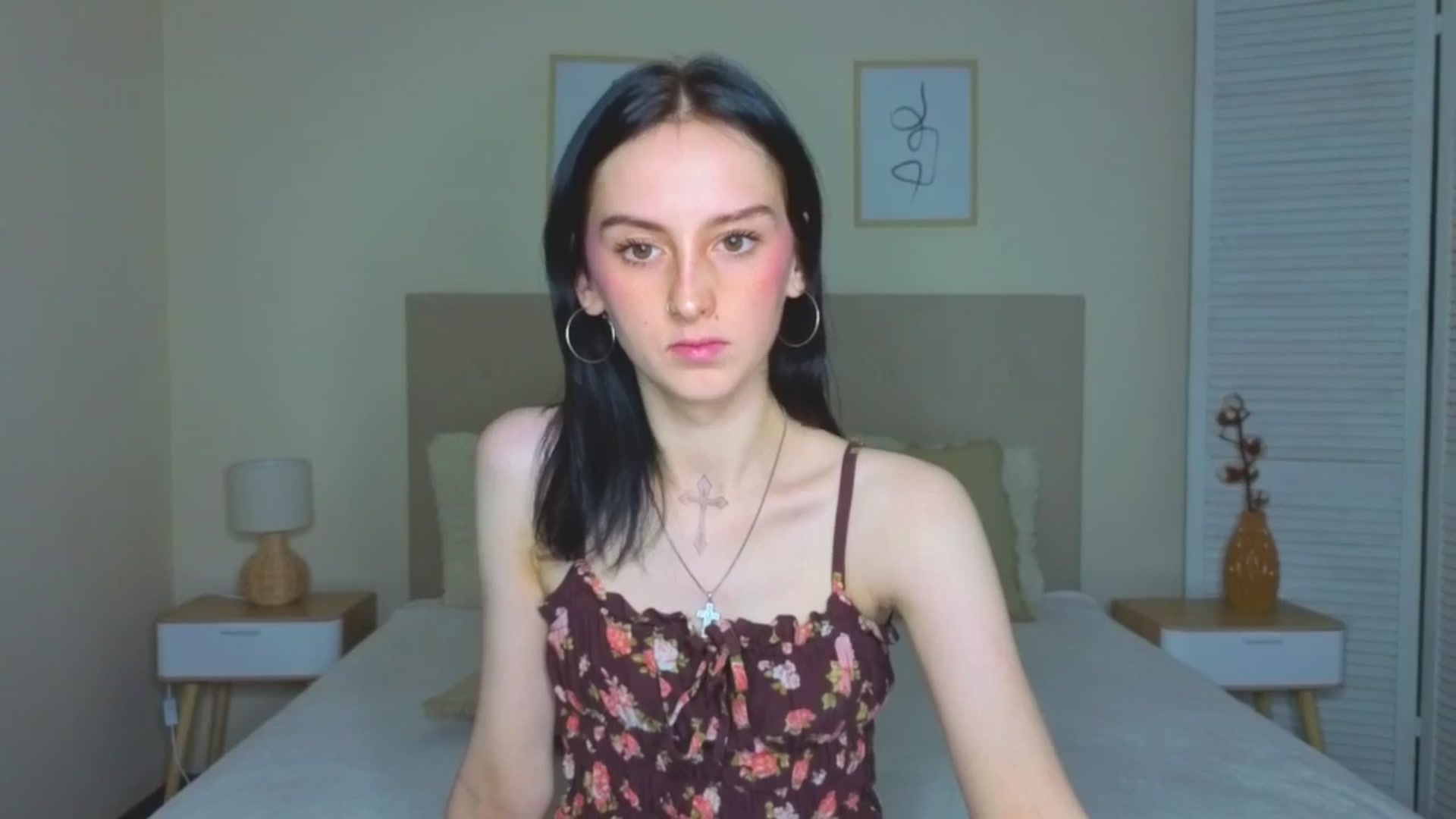 Gallery image thumbnail from Little_moly99's myfreecams stream on, 09/10/2025, 21:16 image 5 of 20