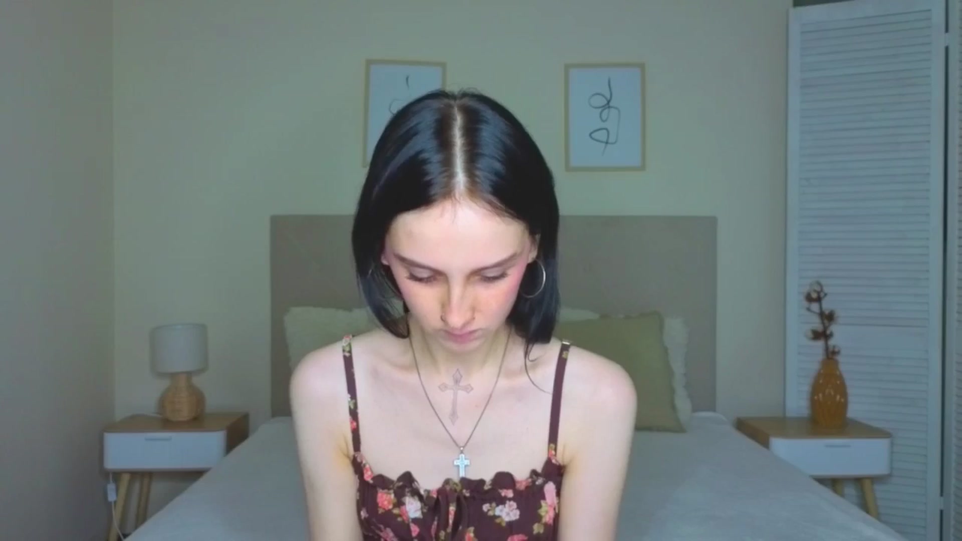 Gallery image thumbnail from Little_moly99's myfreecams stream on, 09/10/2025, 22:19 image 20 of 20