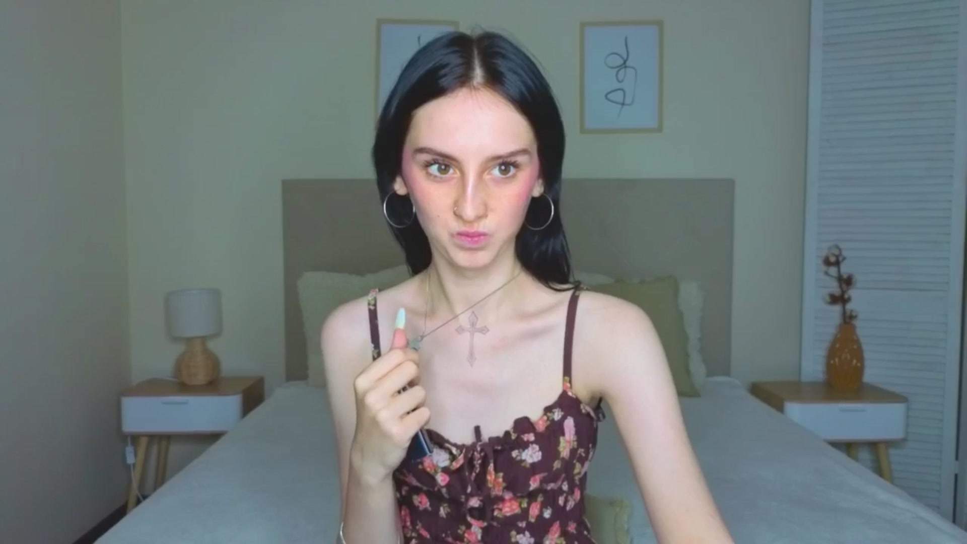 Gallery image thumbnail from Little_moly99's myfreecams stream on, 09/10/2025, 22:19 image 2 of 20