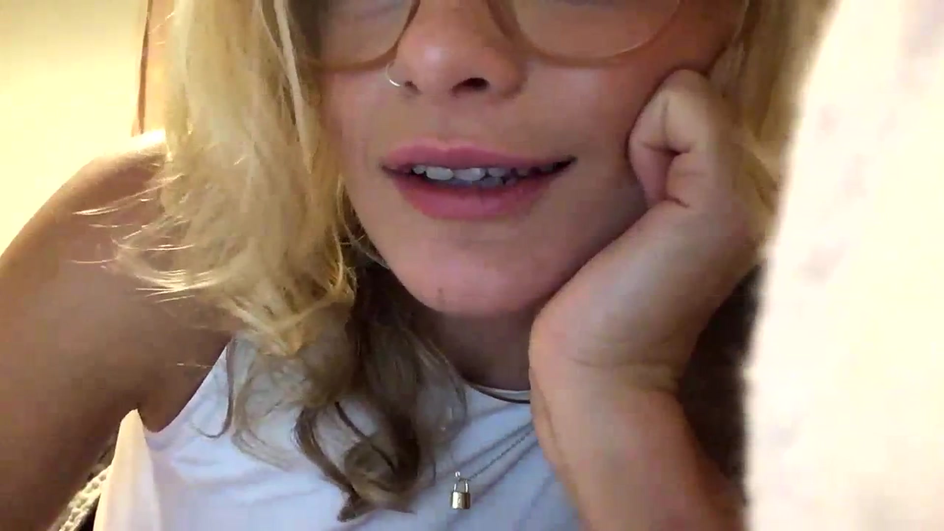 Gallery image thumbnail from Littleeve22's myfreecams stream on, 02/24/2024, 15:08 image 12 of 20
