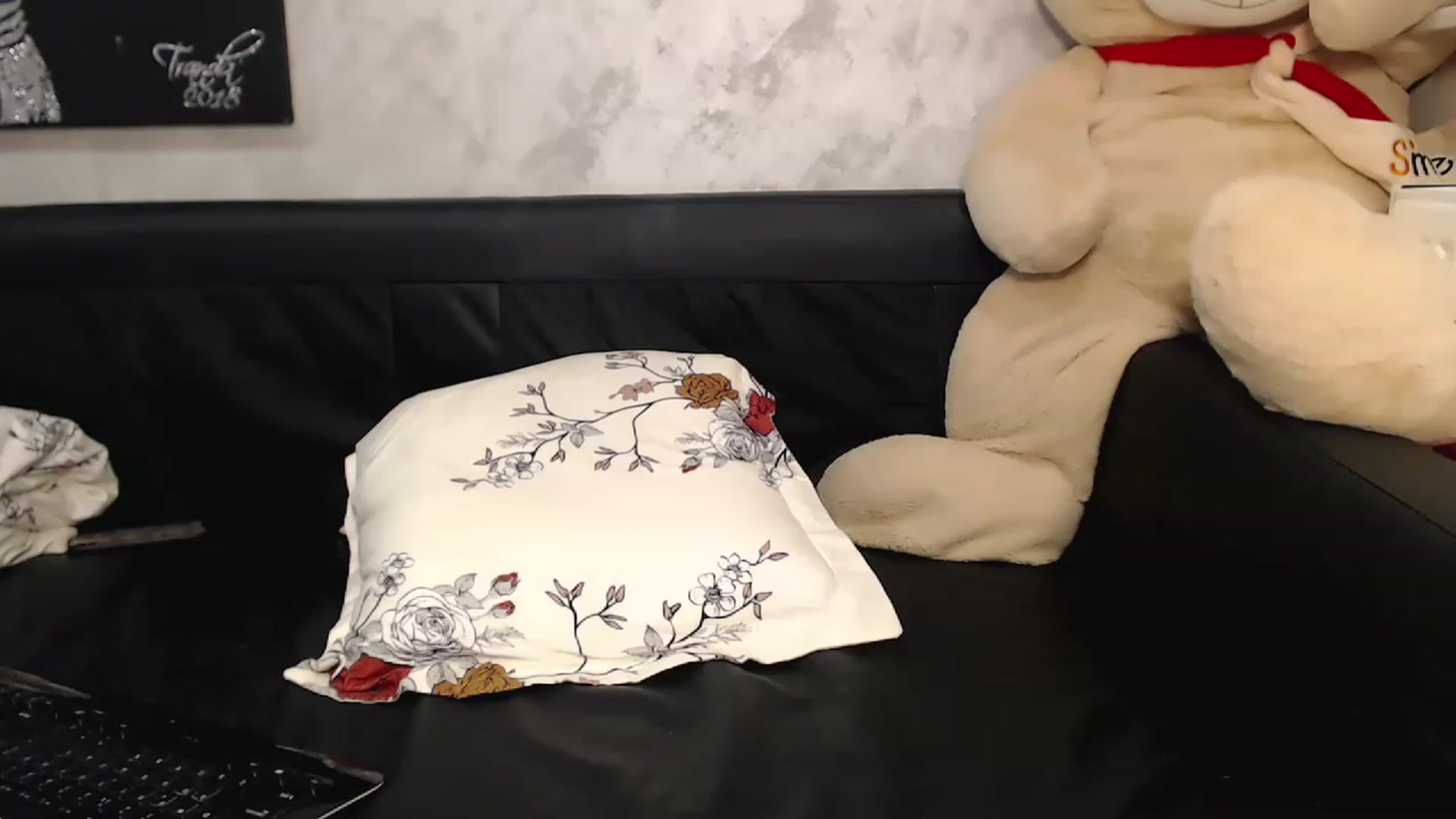 Gallery image thumbnail from Littlegirl25's myfreecams stream on, 03/28/2023, 23:21 image 9 of 20