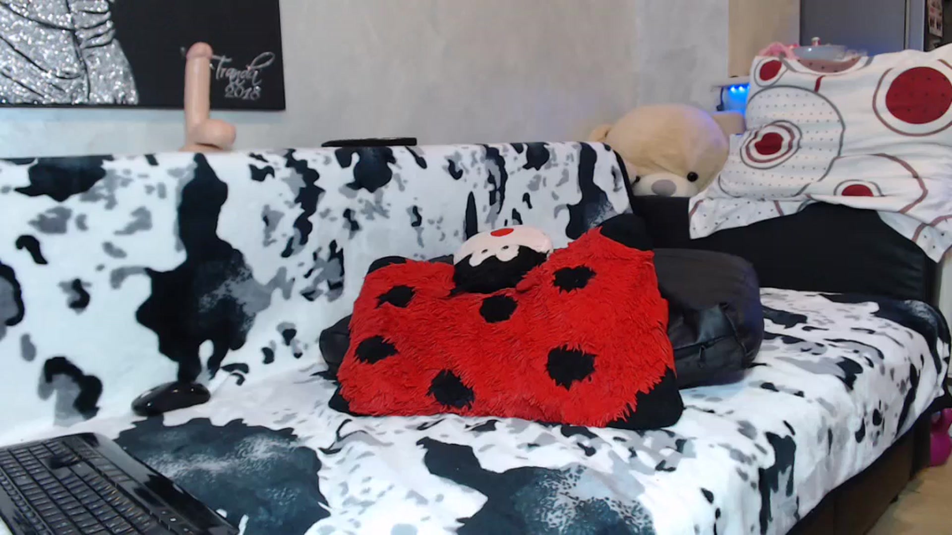 Gallery image thumbnail from Littlegirl25's myfreecams stream on, 02/20/2024, 01:47 image 4 of 20