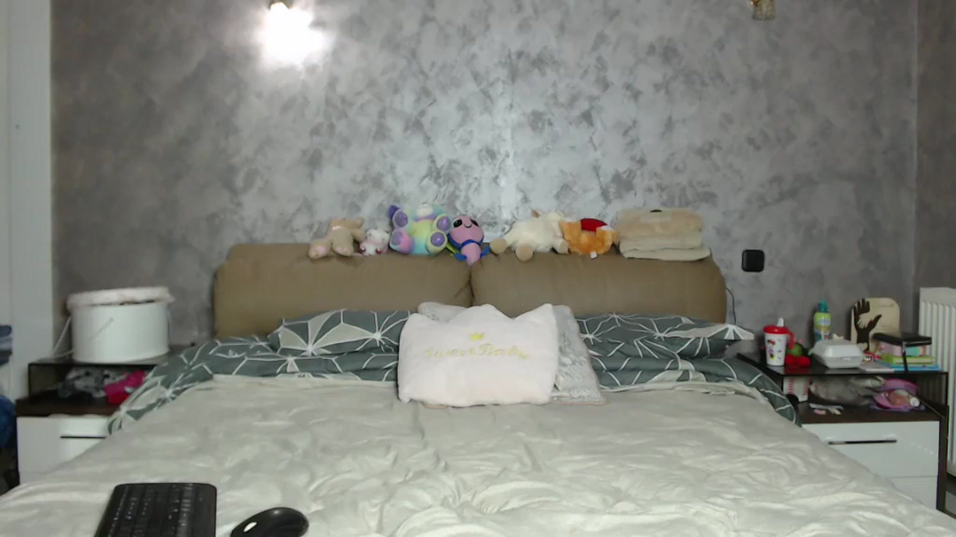 Gallery image thumbnail from Littlegirl25's myfreecams stream on, 06/19/2024, 09:29 image 4 of 20