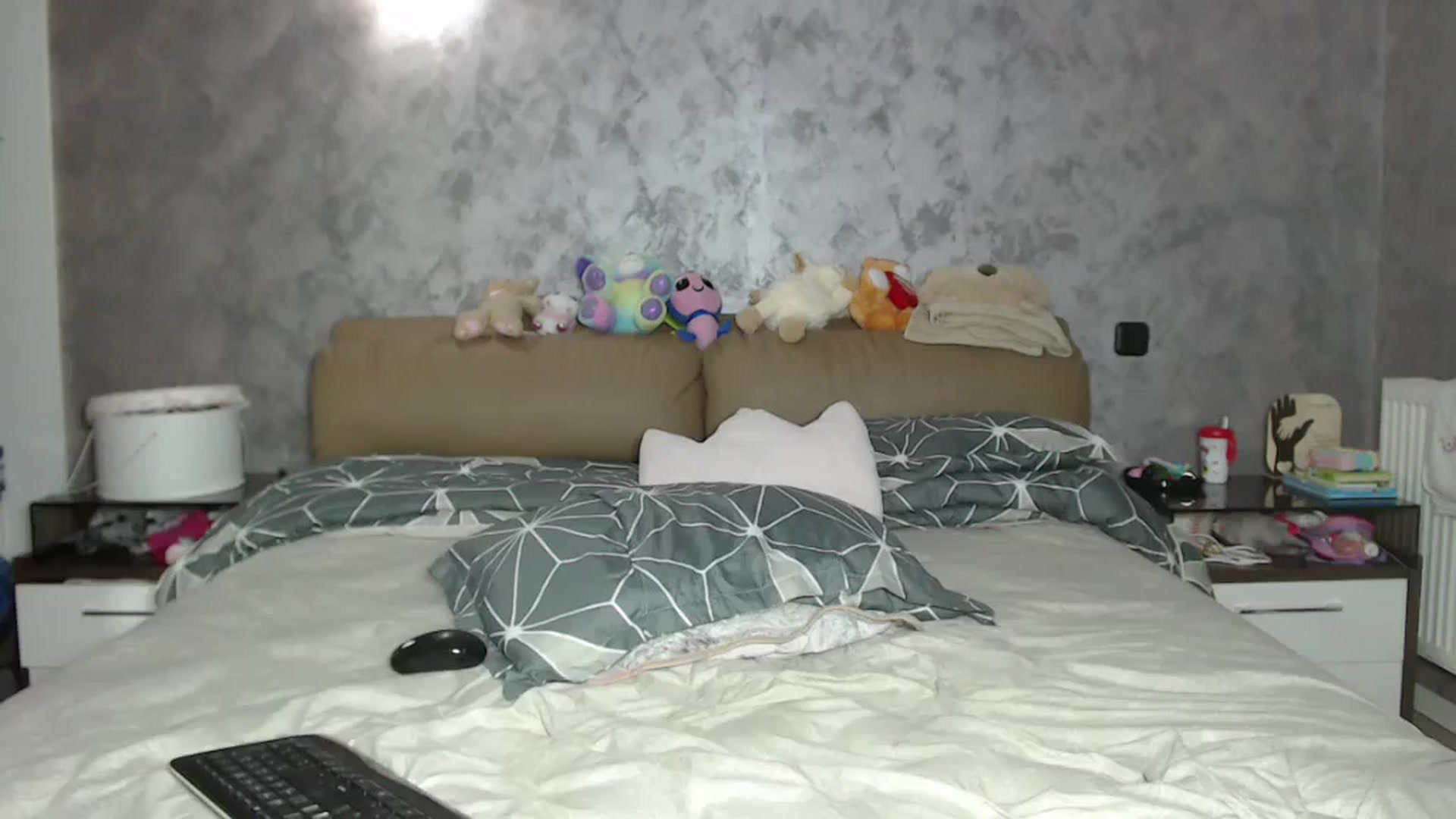 Gallery image thumbnail from Littlegirl25's myfreecams stream on, 06/20/2024, 09:18 image 14 of 20