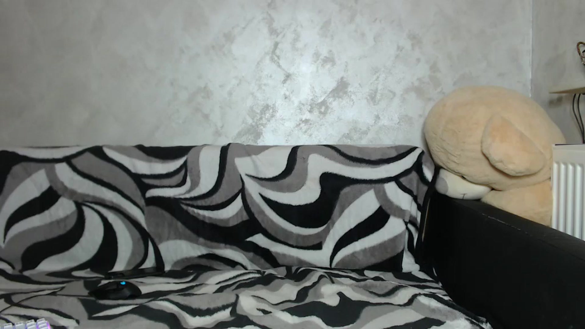 Gallery image thumbnail from Littlegirl25's myfreecams stream on, 07/08/2024, 12:15 image 15 of 20