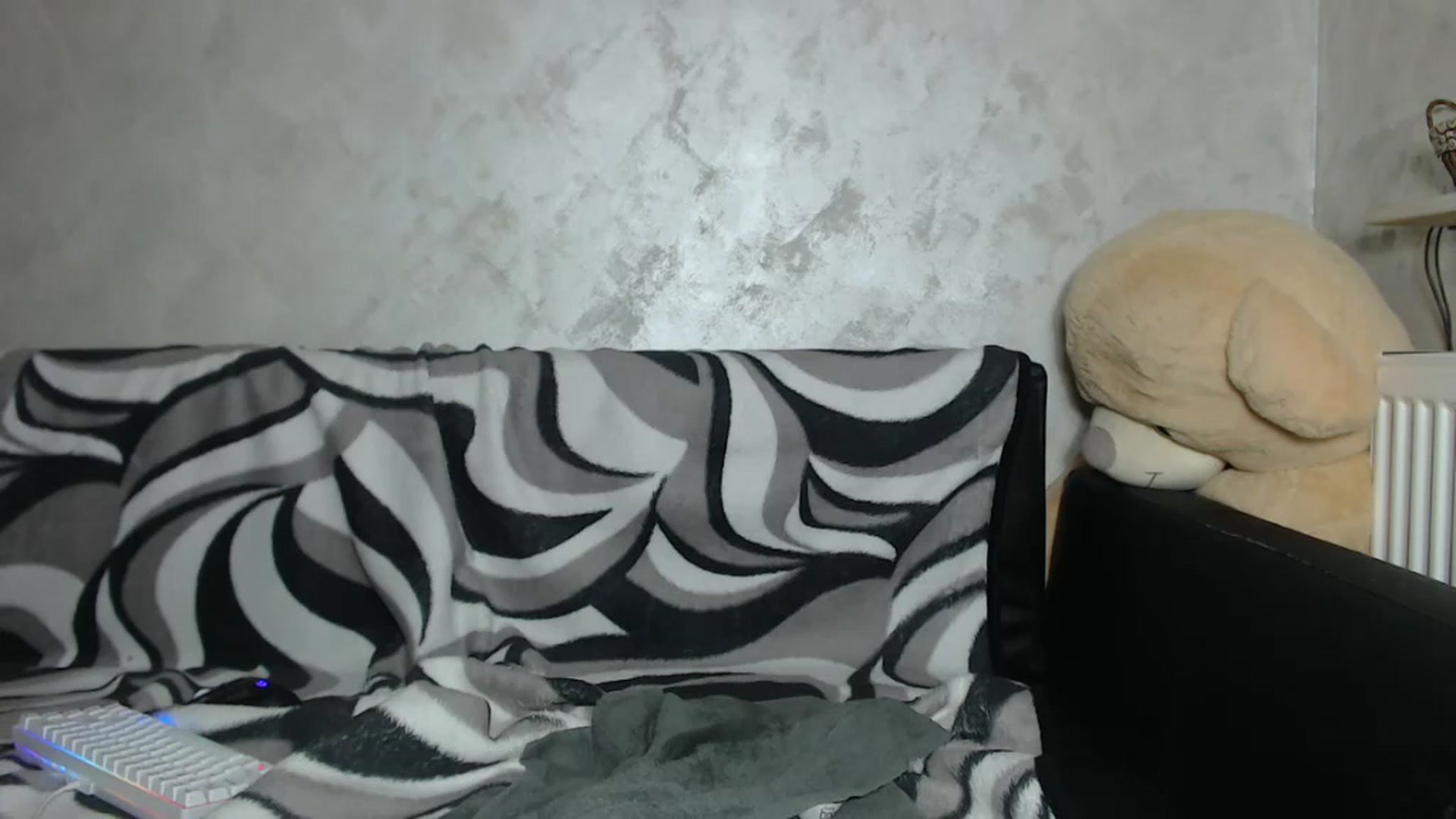 Gallery image thumbnail from Littlegirl25's myfreecams stream on, 07/10/2024, 23:58 image 16 of 20